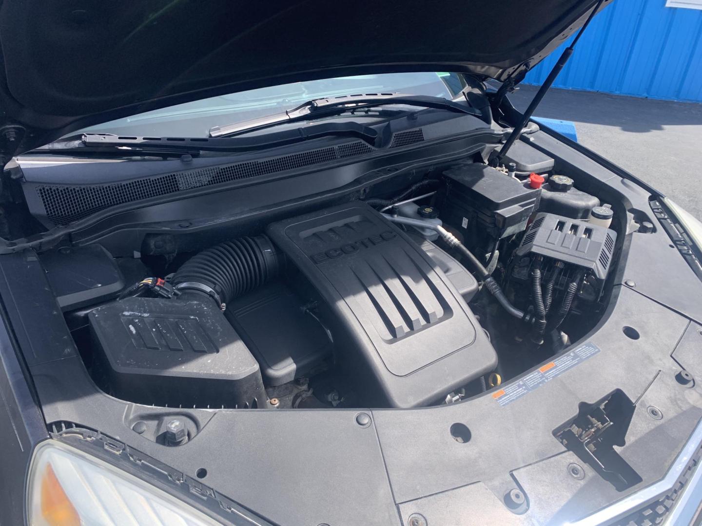 2013 GRAY /GRAY Chevrolet Equinox 1LT 2WD (2GNALDEKXD6) with an 2.4L L4 DOHC 16V engine, Automatic transmission, located at 506 S. Kingshighway, Cape Girardeau, MO, 63703, (573) 235-5000, 37.294991, -89.553635 - 2013 Chevrolet Equinox 1LT 91,xxx miles Cruise Control Front Wheel Drive Power windows/locks/mirrors We have financing available and we accept trades! Fill out a credit application on our website or come by today! If you have any questions, give us a call at (573) 235-5000 or visit our websi - Photo#2