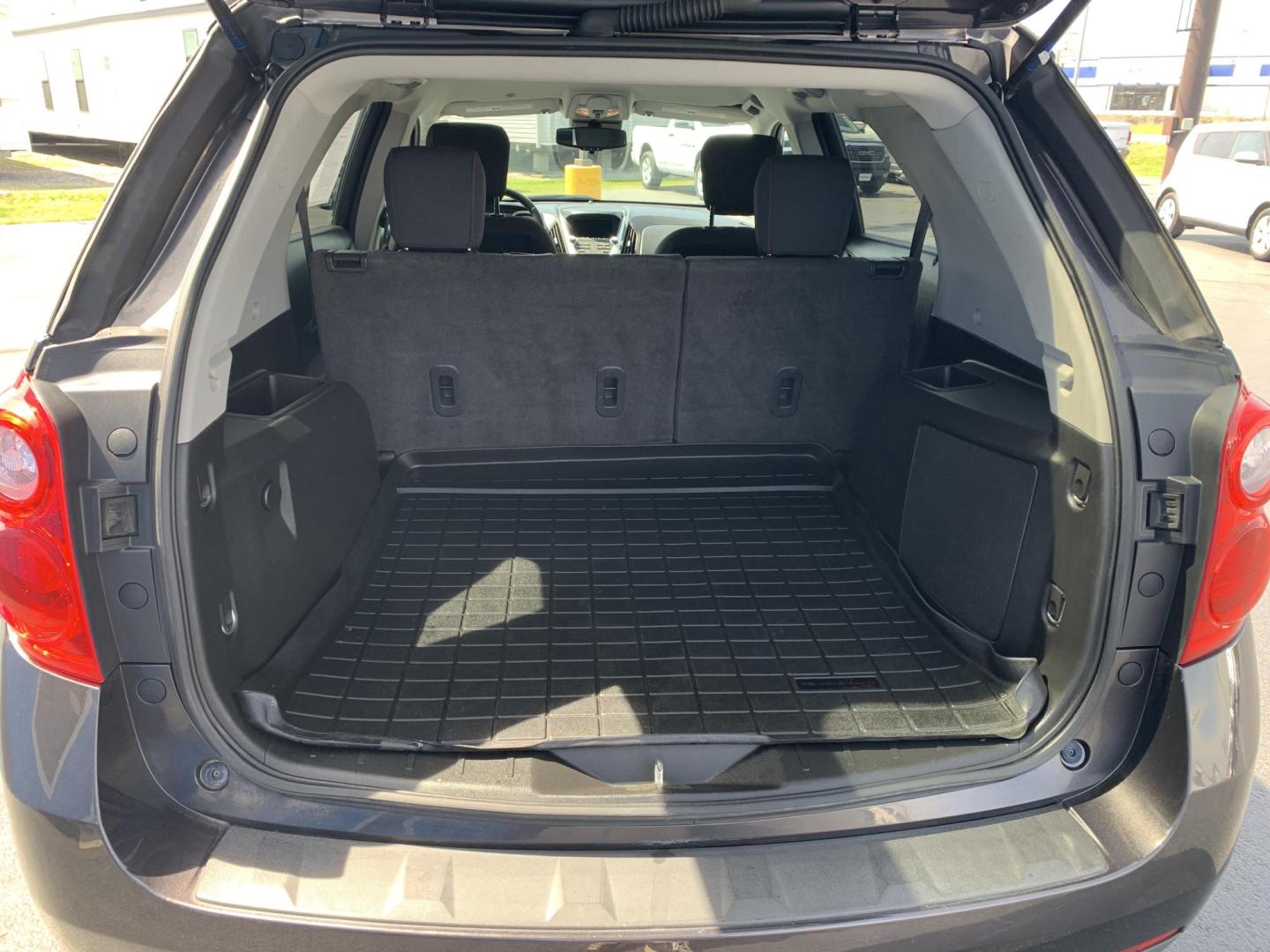 2013 GRAY /GRAY Chevrolet Equinox 1LT 2WD (2GNALDEKXD6) with an 2.4L L4 DOHC 16V engine, Automatic transmission, located at 506 S. Kingshighway, Cape Girardeau, MO, 63703, (573) 235-5000, 37.294991, -89.553635 - 2013 Chevrolet Equinox 1LT 91,xxx miles Cruise Control Front Wheel Drive Power windows/locks/mirrors We have financing available and we accept trades! Fill out a credit application on our website or come by today! If you have any questions, give us a call at (573) 235-5000 or visit our websi - Photo#7