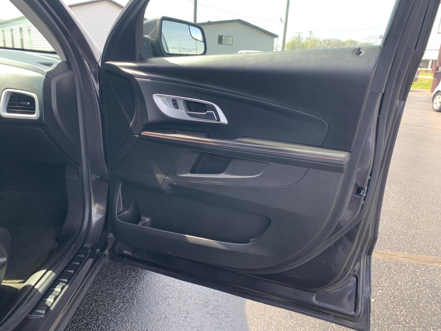 2013 GRAY /GRAY Chevrolet Equinox 1LT 2WD (2GNALDEKXD6) with an 2.4L L4 DOHC 16V engine, Automatic transmission, located at 506 S. Kingshighway, Cape Girardeau, MO, 63703, (573) 235-5000, 37.294991, -89.553635 - 2013 Chevrolet Equinox 1LT 91,xxx miles Cruise Control Front Wheel Drive Power windows/locks/mirrors We have financing available and we accept trades! Fill out a credit application on our website or come by today! If you have any questions, give us a call at (573) 235-5000 or visit our websi - Photo#10