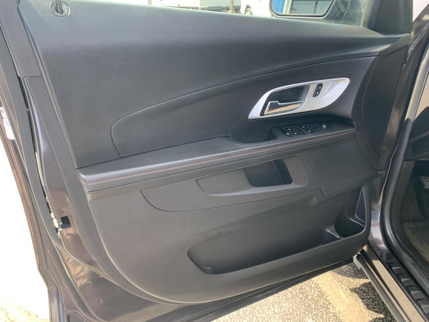 2013 GRAY /GRAY Chevrolet Equinox 1LT 2WD (2GNALDEKXD6) with an 2.4L L4 DOHC 16V engine, Automatic transmission, located at 506 S. Kingshighway, Cape Girardeau, MO, 63703, (573) 235-5000, 37.294991, -89.553635 - 2013 Chevrolet Equinox 1LT 91,xxx miles Cruise Control Front Wheel Drive Power windows/locks/mirrors We have financing available and we accept trades! Fill out a credit application on our website or come by today! If you have any questions, give us a call at (573) 235-5000 or visit our websi - Photo#17