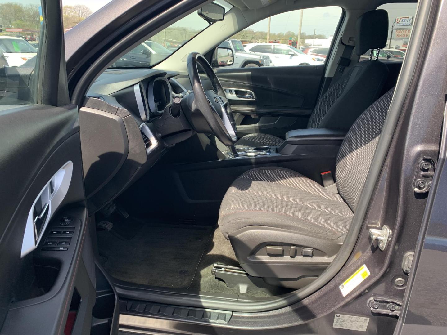 2013 GRAY /GRAY Chevrolet Equinox 1LT 2WD (2GNALDEKXD6) with an 2.4L L4 DOHC 16V engine, Automatic transmission, located at 506 S. Kingshighway, Cape Girardeau, MO, 63703, (573) 235-5000, 37.294991, -89.553635 - 2013 Chevrolet Equinox 1LT 91,xxx miles Cruise Control Front Wheel Drive Power windows/locks/mirrors We have financing available and we accept trades! Fill out a credit application on our website or come by today! If you have any questions, give us a call at (573) 235-5000 or visit our websi - Photo#18