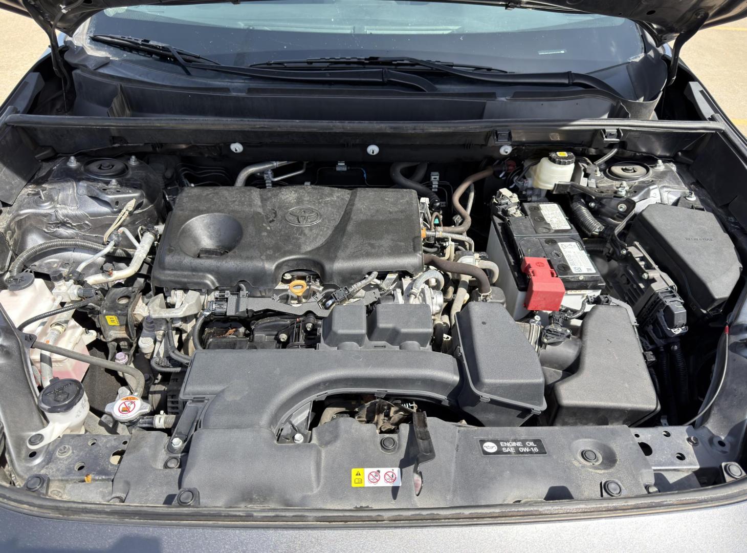 2022 GRAY /Black Toyota RAV4 XLE AWD (2T3P1RFV6NC) with an 2.5L 4 Cyl. engine, Automatic transmission, located at 2990 Old Orchard Rd., Jackson, MO, 63755, 37.354214, -89.612106 - 2022 Toyota RAV4 XLE 1-Owner 135xxx miles All Wheel Drive 2.5L 4 Cyl. Automatic Backup Camera Power Driver Seat Bluetooth Cruise Power Windows/Locks/Mirrors We have financing available and we accept trades! Fill out a credit application on our website or come by today! If you have any qu - Photo#32