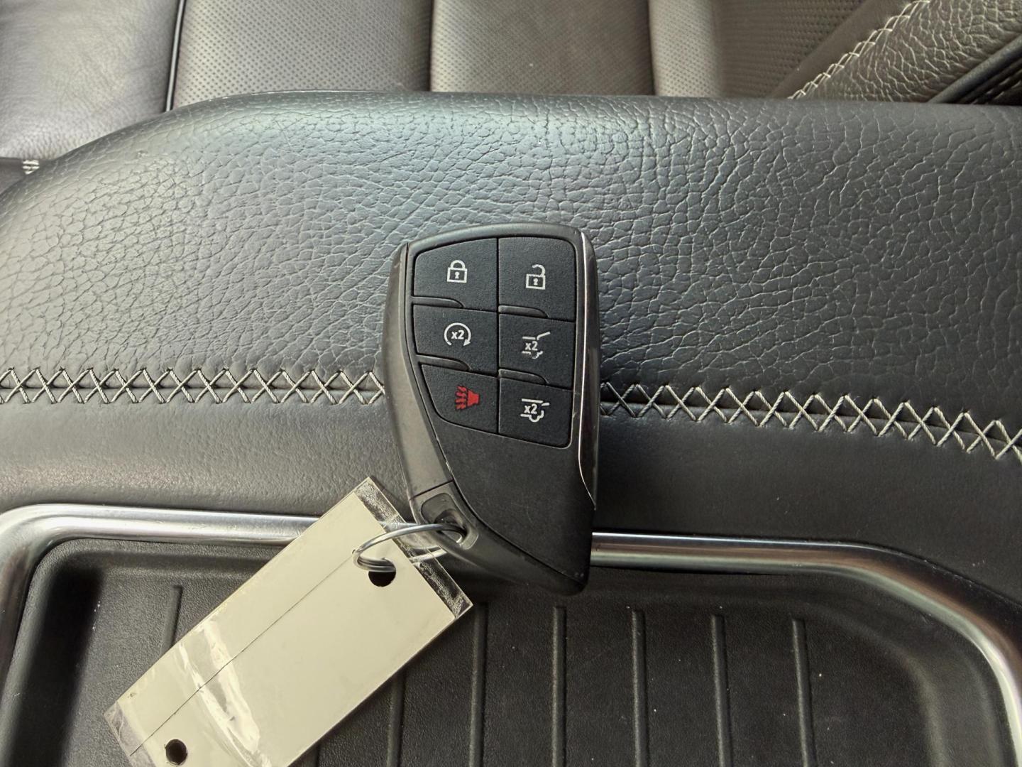 2021 WHITE /Brown GMC Yukon XL Denali 4WD (1GKS2JKLXMR) with an 6.2L V8 engine, Automatic transmission, located at 2990 Old Orchard Rd., Jackson, MO, 63755, 37.354214, -89.612106 - 2021 GMC Yukon XL Denali 85xxx miles 4 Wheel Drive 6.2L V8 Automatic Leather 3rd Row Navigation Rear Entertainment Backup Camera Power/Heated/Cooled Seats Heated Rear Seats Heated Steering Wheel Sunroof Power Running Boards Bluetooth Remote Start Cruise Power Windows/Locks/Mirrors - Photo#12