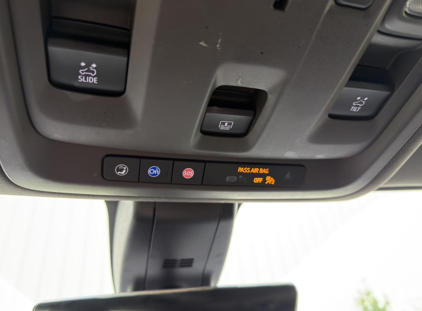 2021 WHITE /Brown GMC Yukon XL Denali 4WD (1GKS2JKLXMR) with an 6.2L V8 engine, Automatic transmission, located at 2990 Old Orchard Rd., Jackson, MO, 63755, 37.354214, -89.612106 - 2021 GMC Yukon XL Denali 85xxx miles 4 Wheel Drive 6.2L V8 Automatic Leather 3rd Row Navigation Rear Entertainment Backup Camera Power/Heated/Cooled Seats Heated Rear Seats Heated Steering Wheel Sunroof Power Running Boards Bluetooth Remote Start Cruise Power Windows/Locks/Mirrors - Photo#40