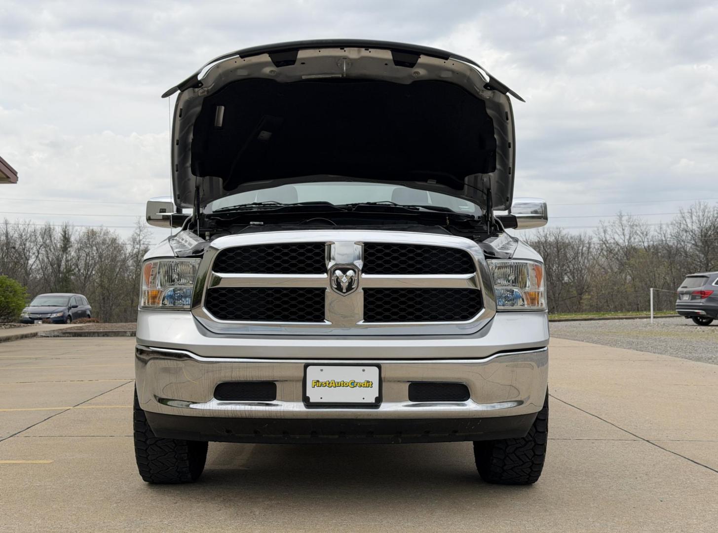 2016 SILVER /Gray RAM 1500 Tradesman Quad Cab 4WD (1C6RR7FT9GS) with an 5.7L V8 engine, Automatic transmission, located at 2990 Old Orchard Rd., Jackson, MO, 63755, 37.354214, -89.612106 - 2016 Ram 1500 Tradesman 129xxx miles 4x4 5.7L V8 HEMI Automatic Backup Camera Bluetooth Cruise Power Windows/Locks/Mirrors We have financing available and we accept trades! Fill out a credit application on our website or come by today! If you have any questions, give us a call at (573) 204 - Photo#28