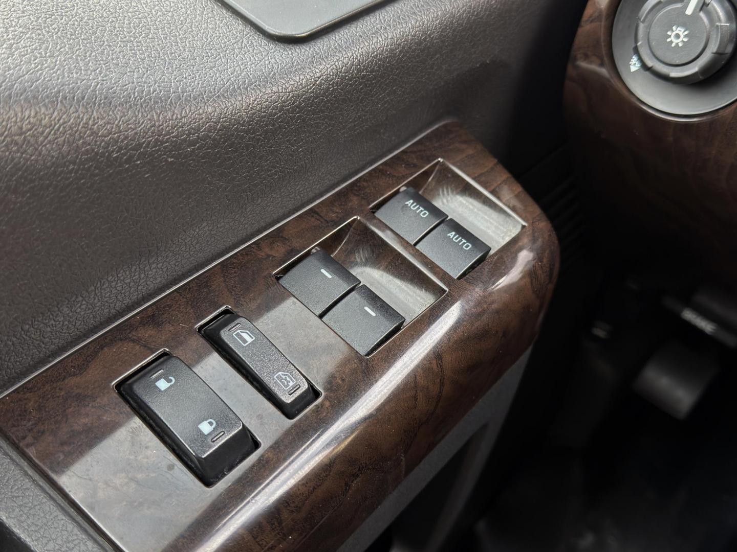 2016 WHITE /Tan Ford F-250 SD Lariat Crew Cab 4WD (1FT7W2BT3GE) with an 6.7L V8 DIESEL engine, Automatic transmission, located at 2990 Old Orchard Rd., Jackson, MO, 63755, 37.354214, -89.612106 - 2016 Ford F-250 Super Duty Lariat 120xxx miles 4x4 6.7L V8 Diesel Automatic Leather Navigation Power/Heated/Cooled Seats Heated Steering Wheel Backup Camera Sunroof Bluetooth Remote Start Cruise Power Windows/Locks/Mirrors We have financing available and we accept trades! Fill out a c - Photo#32