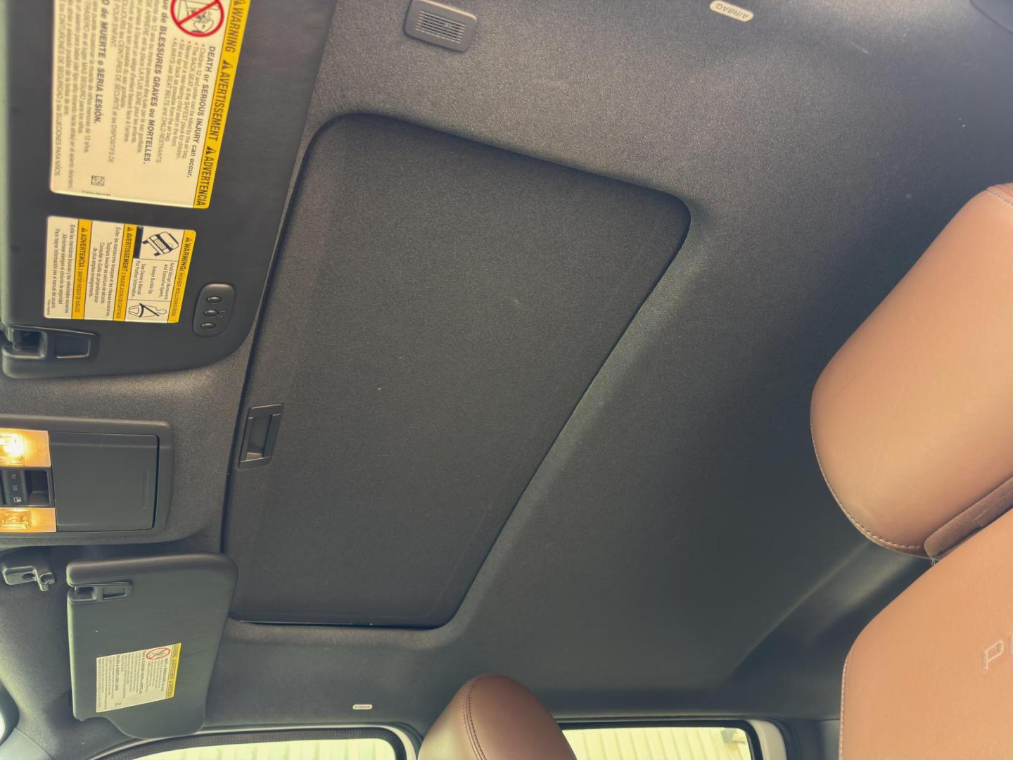 2016 WHITE /Tan Ford F-250 SD Lariat Crew Cab 4WD (1FT7W2BT3GE) with an 6.7L V8 DIESEL engine, Automatic transmission, located at 2990 Old Orchard Rd., Jackson, MO, 63755, 37.354214, -89.612106 - 2016 Ford F-250 Super Duty Lariat 120xxx miles 4x4 6.7L V8 Diesel Automatic Leather Navigation Power/Heated/Cooled Seats Heated Steering Wheel Backup Camera Sunroof Bluetooth Remote Start Cruise Power Windows/Locks/Mirrors We have financing available and we accept trades! Fill out a c - Photo#6