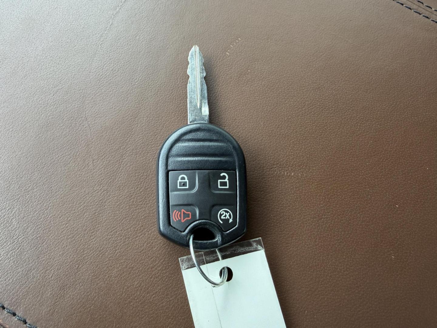 2016 WHITE /Tan Ford F-250 SD Lariat Crew Cab 4WD (1FT7W2BT3GE) with an 6.7L V8 DIESEL engine, Automatic transmission, located at 2990 Old Orchard Rd., Jackson, MO, 63755, 37.354214, -89.612106 - 2016 Ford F-250 Super Duty Lariat 120xxx miles 4x4 6.7L V8 Diesel Automatic Leather Navigation Power/Heated/Cooled Seats Heated Steering Wheel Backup Camera Sunroof Bluetooth Remote Start Cruise Power Windows/Locks/Mirrors We have financing available and we accept trades! Fill out a c - Photo#8