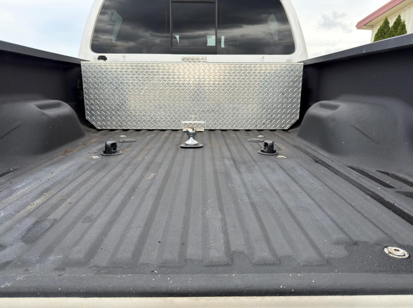 2016 WHITE /Tan Ford F-250 SD Lariat Crew Cab 4WD (1FT7W2BT3GE) with an 6.7L V8 DIESEL engine, Automatic transmission, located at 2990 Old Orchard Rd., Jackson, MO, 63755, 37.354214, -89.612106 - 2016 Ford F-250 Super Duty Lariat 120xxx miles 4x4 6.7L V8 Diesel Automatic Leather Navigation Power/Heated/Cooled Seats Heated Steering Wheel Backup Camera Sunroof Bluetooth Remote Start Cruise Power Windows/Locks/Mirrors We have financing available and we accept trades! Fill out a c - Photo#23