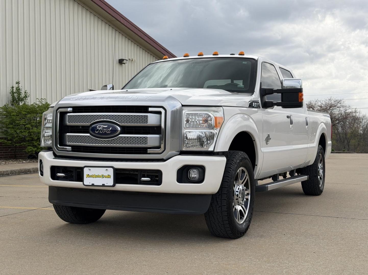 2016 WHITE /Tan Ford F-250 SD Lariat Crew Cab 4WD (1FT7W2BT3GE) with an 6.7L V8 DIESEL engine, Automatic transmission, located at 2990 Old Orchard Rd., Jackson, MO, 63755, 37.354214, -89.612106 - 2016 Ford F-250 Super Duty Lariat 120xxx miles 4x4 6.7L V8 Diesel Automatic Leather Navigation Power/Heated/Cooled Seats Heated Steering Wheel Backup Camera Sunroof Bluetooth Remote Start Cruise Power Windows/Locks/Mirrors We have financing available and we accept trades! Fill out a c - Photo#9