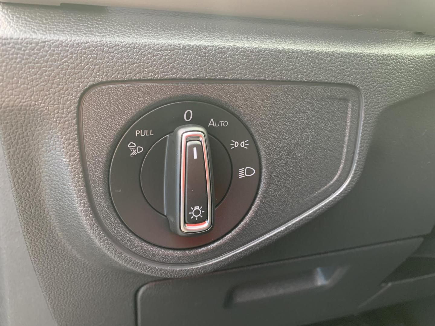 2021 BLUE /BLACK Volkswagen Atlas V6 SEL 4MOTION (1V2BR2CAXMC) with an 3.6L V6 DOHC 24V engine, Automatic transmission, located at 506 S. Kingshighway, Cape Girardeau, MO, 63703, (573) 235-5000, 37.294991, -89.553635 - 2021 Volkswagen Atlas V6 SEL 4MOTION 48,xxx miles One Owner! AWD Heated Seats Bluetooth Adaptive Cruise Backup Camera 3rd. Row Sunroof We have financing available and we accept trades! Fill out a credit application on our website or come by today! If you have any questions, give us a ca - Photo#24