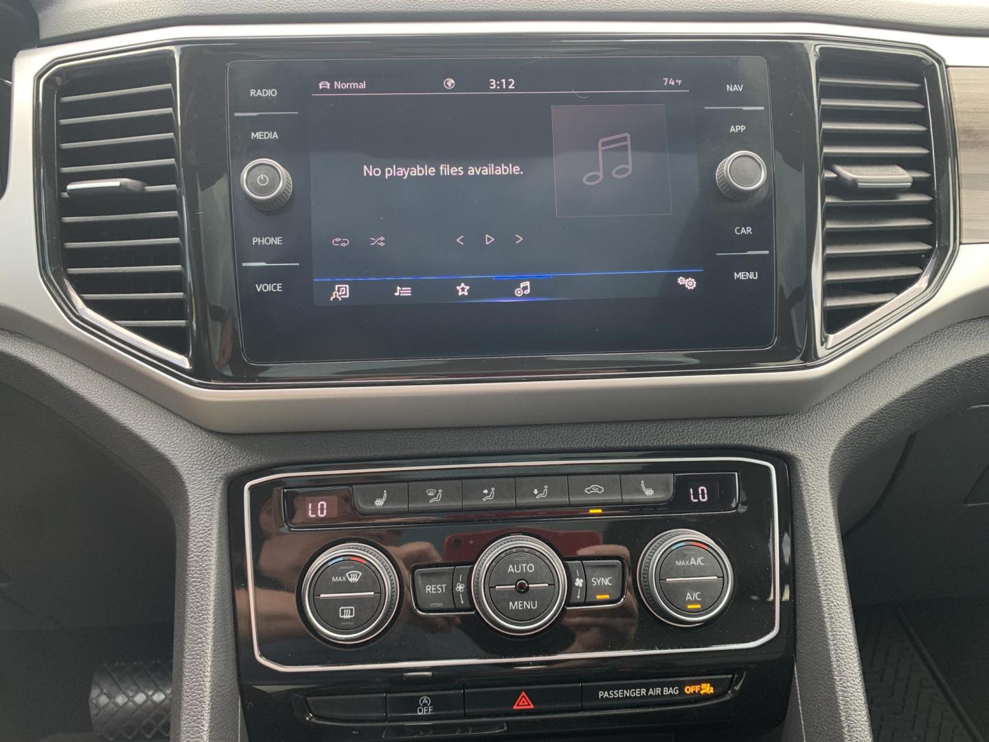 2021 BLUE /BLACK Volkswagen Atlas V6 SEL 4MOTION (1V2BR2CAXMC) with an 3.6L V6 DOHC 24V engine, Automatic transmission, located at 506 S. Kingshighway, Cape Girardeau, MO, 63703, (573) 235-5000, 37.294991, -89.553635 - 2021 Volkswagen Atlas V6 SEL 4MOTION 48,xxx miles One Owner! AWD Heated Seats Bluetooth Adaptive Cruise Backup Camera 3rd. Row Sunroof We have financing available and we accept trades! Fill out a credit application on our website or come by today! If you have any questions, give us a ca - Photo#31