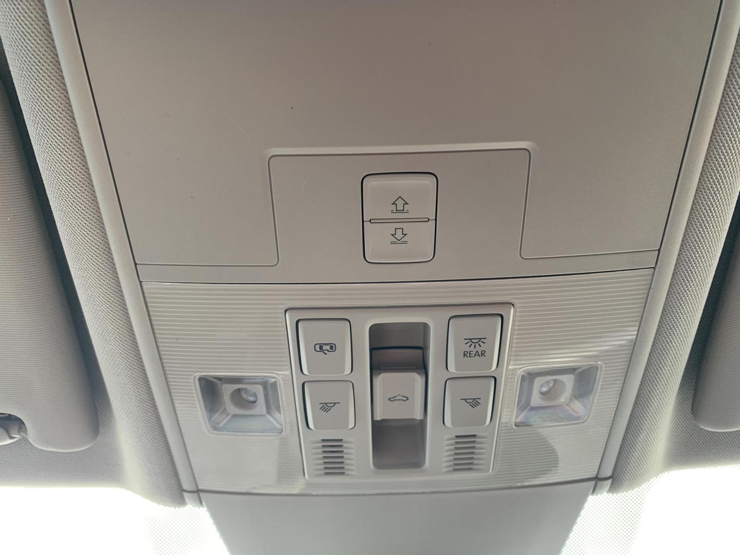 2021 BLUE /BLACK Volkswagen Atlas V6 SEL 4MOTION (1V2BR2CAXMC) with an 3.6L V6 DOHC 24V engine, Automatic transmission, located at 506 S. Kingshighway, Cape Girardeau, MO, 63703, (573) 235-5000, 37.294991, -89.553635 - 2021 Volkswagen Atlas V6 SEL 4MOTION 48,xxx miles One Owner! AWD Heated Seats Bluetooth Adaptive Cruise Backup Camera 3rd. Row Sunroof We have financing available and we accept trades! Fill out a credit application on our website or come by today! If you have any questions, give us a ca - Photo#33