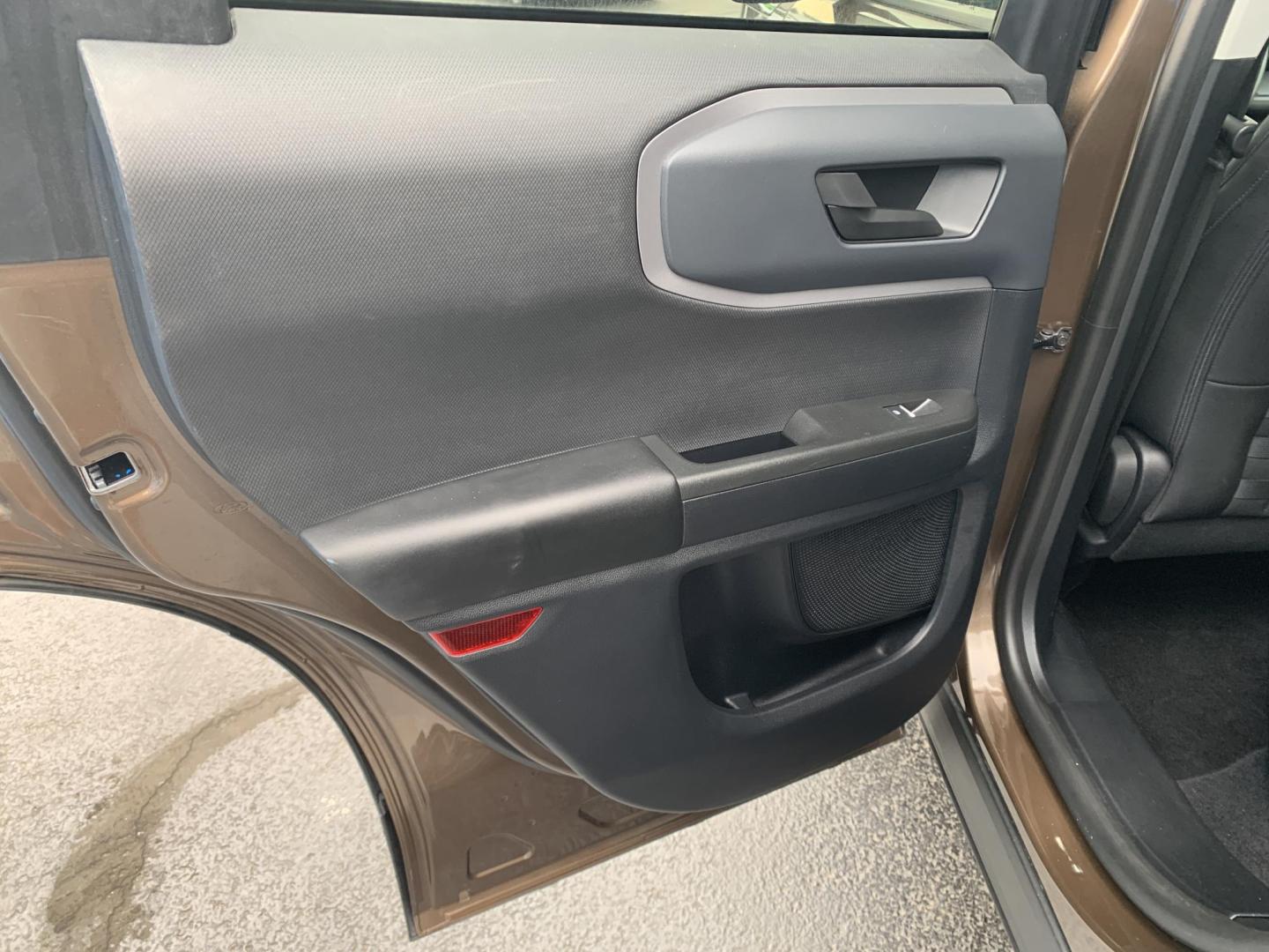 2022 Bronze /GRAY Ford Bronco Sport Big Bend (3FMCR9B69NR) with an 1.5L L3 engine, 8A transmission, located at 506 S. Kingshighway, Cape Girardeau, MO, 63703, (573) 235-5000, 37.294991, -89.553635 - 2022 Ford Bronco Sport Big Bend 38,xxx miles One Owner! 4WD Cruise Bluetooth Power Windows/Locks/Mirrors We have financing available and we accept trades! Fill out a credit application on our website or come by today! If you have any questions, give us a call at (573) 235-5000 or visit our - Photo#15