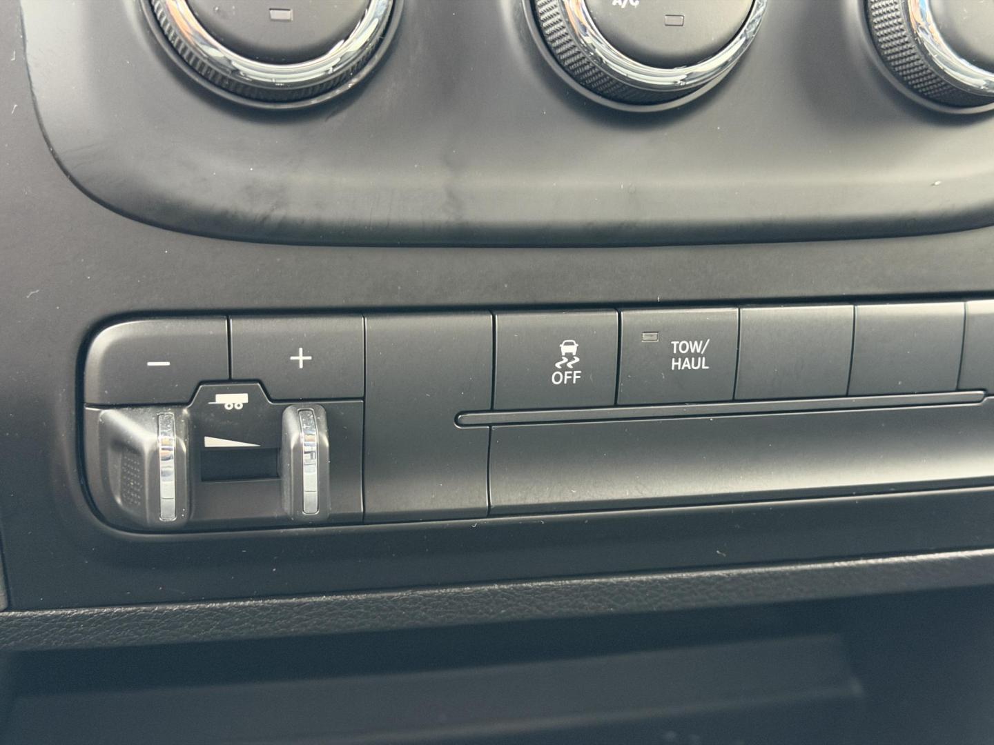 2022 BLACK /Gray RAM 1500 Classic Tradesman Crew Cab SWB 4WD (3C6RR7KT0NG) with an 5.7L V8 engine, Automatic transmission, located at 2990 Old Orchard Rd., Jackson, MO, 63755, 37.354214, -89.612106 - 2022 Ram 1500 Classic Tradesman 1-Owner 133xxx miles 4x4 5.7L V8 Automatic Backup Camera Bluetooth Cruise Power Windows/Locks/Mirrors We have financing available and we accept trades! Fill out a credit application on our website or come by today! If you have any questions, give us a call - Photo#26