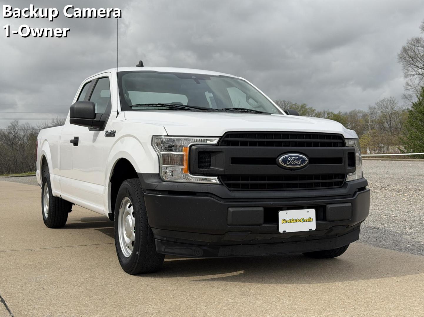 2020 WHITE /Gray Ford F-150 XL SuperCab 8-ft. 2WD (1FTEX1C43LK) with an 3.5L V6 engine, Automatic transmission, located at 2990 Old Orchard Rd., Jackson, MO, 63755, 37.354214, -89.612106 - 2020 Ford F-150 XL 1-Owner 101xxx miles Rear Wheel Drive 3.5L V6 Automatic Backup Camera Bluetooth Cruise Power Windows/Locks/Mirrors We have financing available and we accept trades! Fill out a credit application on our website or come by today! If you have any questions, give us a call - Photo#0