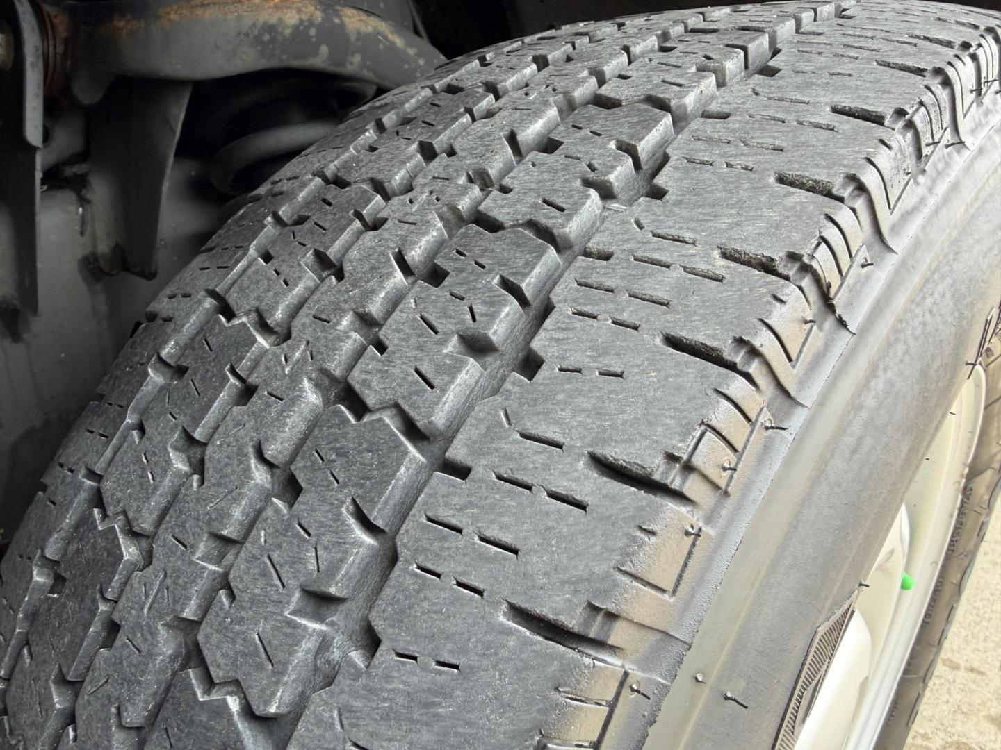 2020 WHITE /Gray Ford F-150 XL SuperCab 8-ft. 2WD (1FTEX1C43LK) with an 3.5L V6 engine, Automatic transmission, located at 2990 Old Orchard Rd., Jackson, MO, 63755, 37.354214, -89.612106 - 2020 Ford F-150 XL 1-Owner 101xxx miles Rear Wheel Drive 3.5L V6 Automatic Backup Camera Bluetooth Cruise Power Windows/Locks/Mirrors We have financing available and we accept trades! Fill out a credit application on our website or come by today! If you have any questions, give us a call - Photo#32