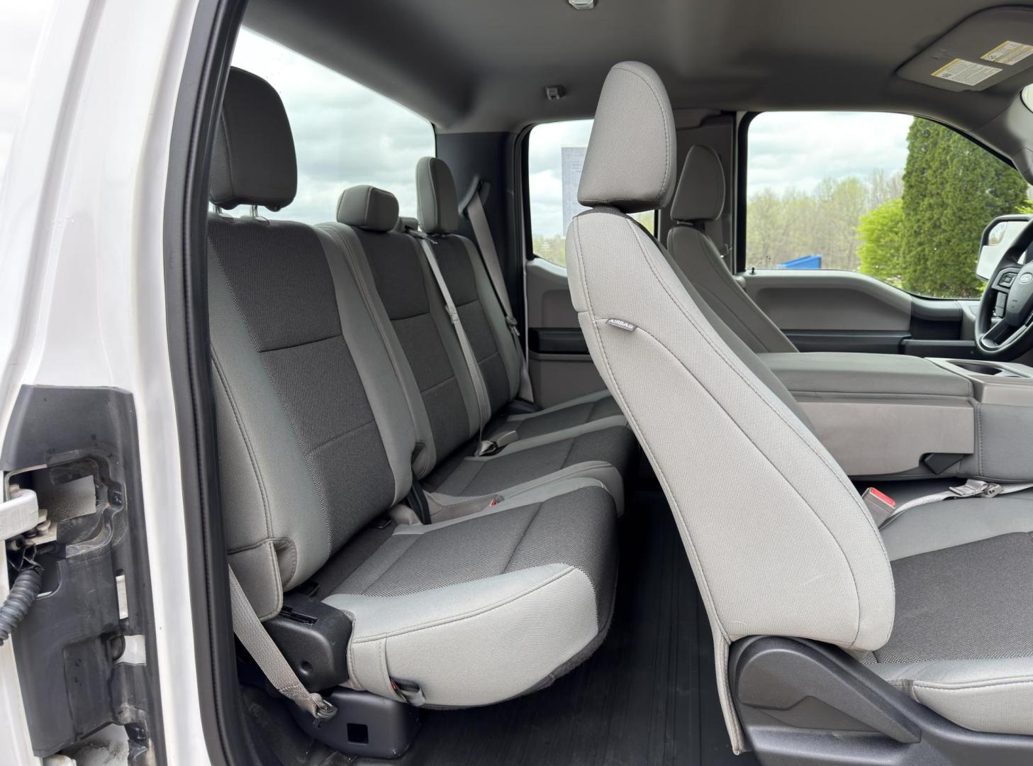 2020 WHITE /Gray Ford F-150 XL SuperCab 8-ft. 2WD (1FTEX1C43LK) with an 3.5L V6 engine, Automatic transmission, located at 2990 Old Orchard Rd., Jackson, MO, 63755, 37.354214, -89.612106 - 2020 Ford F-150 XL 1-Owner 101xxx miles Rear Wheel Drive 3.5L V6 Automatic Backup Camera Bluetooth Cruise Power Windows/Locks/Mirrors We have financing available and we accept trades! Fill out a credit application on our website or come by today! If you have any questions, give us a call - Photo#16