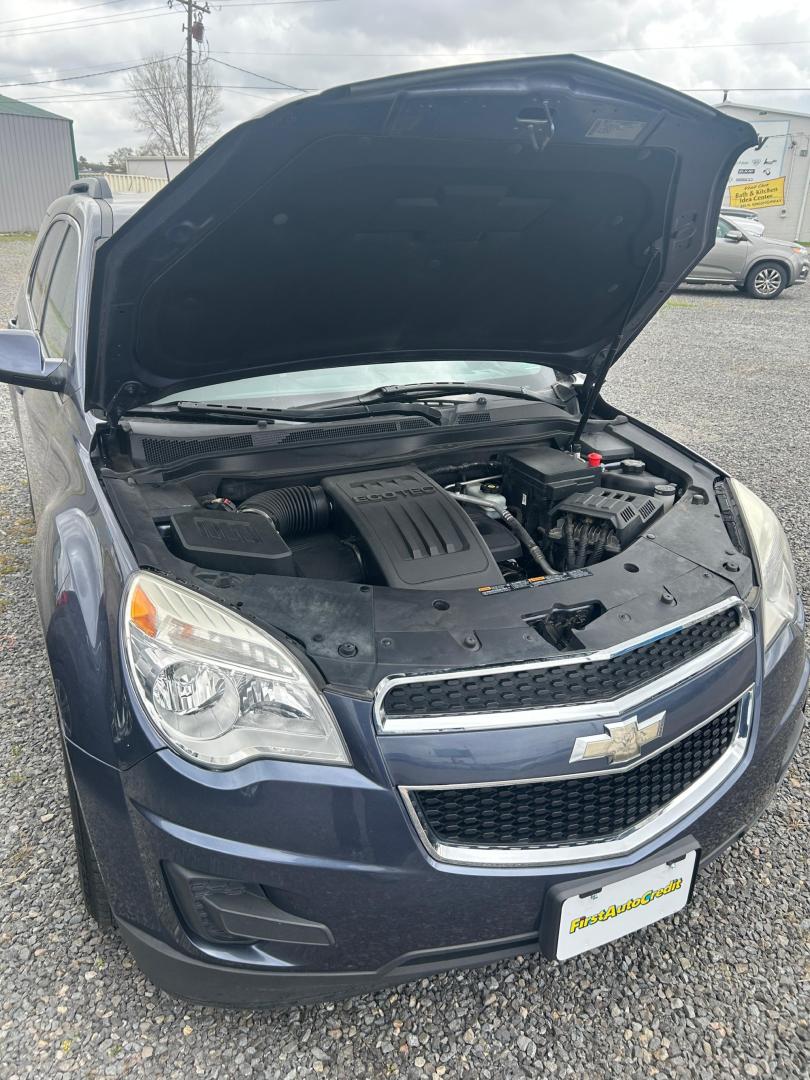 2014 BLUE /GRAY Chevrolet Equinox LT 2WD (2GNALBEK6E6) with an 2.4L L4 engine, Automatic transmission, located at 506 S. Kingshighway, Cape Girardeau, MO, 63703, (573) 235-5000, 37.294991, -89.553635 - 2013 Chevrolet Equinox 1LT 91,xxx miles 2.4L 4 CYL Automatic Back Up Camera Cruise Control Front Wheel Drive Power windows/locks/mirrors We have financing available and we accept trades! Fill out a credit application on our website or come by today! If you have any questions, give us a call - Photo#1