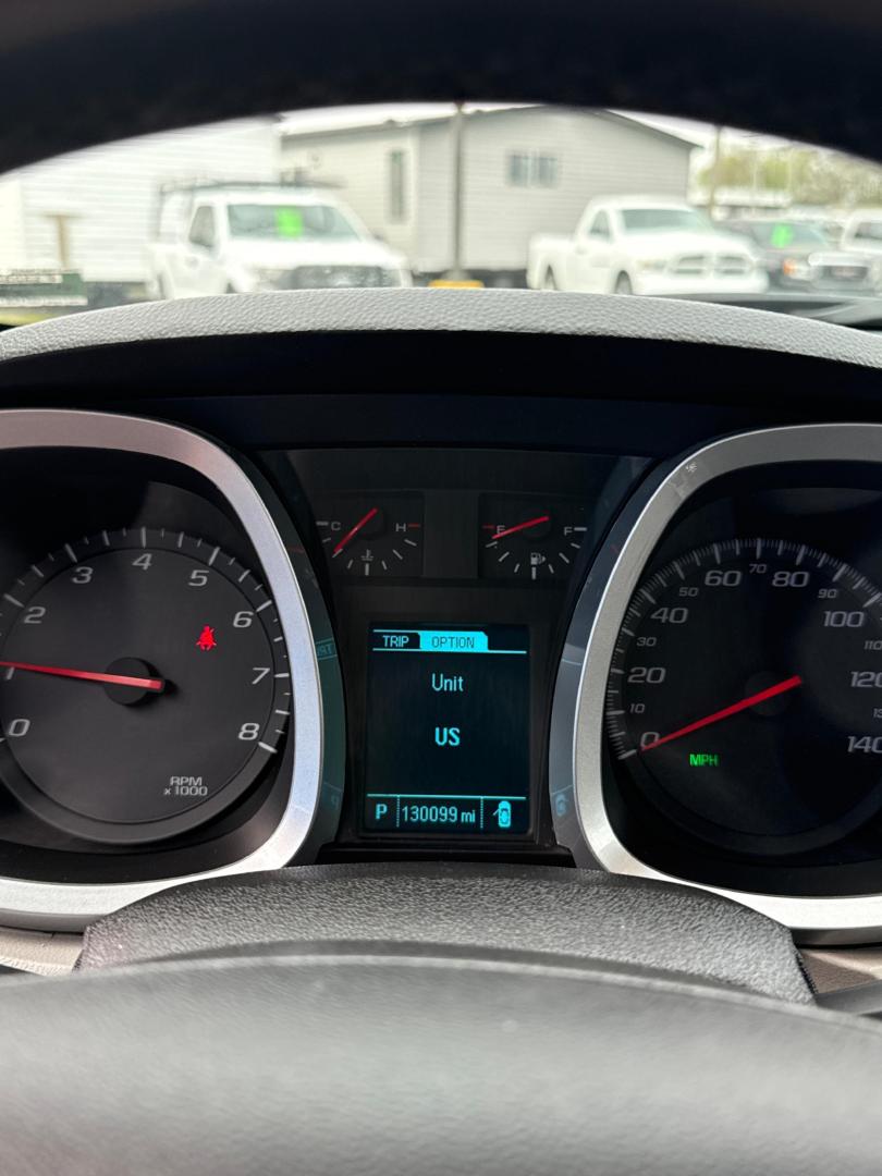 2014 BLUE /GRAY Chevrolet Equinox LT 2WD (2GNALBEK6E6) with an 2.4L L4 engine, Automatic transmission, located at 506 S. Kingshighway, Cape Girardeau, MO, 63703, (573) 235-5000, 37.294991, -89.553635 - 2013 Chevrolet Equinox 1LT 91,xxx miles 2.4L 4 CYL Automatic Back Up Camera Cruise Control Front Wheel Drive Power windows/locks/mirrors We have financing available and we accept trades! Fill out a credit application on our website or come by today! If you have any questions, give us a call - Photo#18