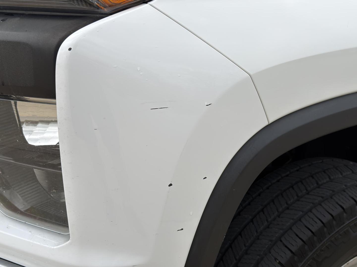 2021 WHITE /Black Chevrolet Silverado 2500HD Work Truck Regular Cab 4WD (1GC3YLE73MF) with an 6.6L V8 engine, Automatic transmission, located at 2990 Old Orchard Rd., Jackson, MO, 63755, 37.354214, -89.612106 - 2021 Chevrolet Silverado 2500HD 1-Owner 188xxx miles 4x4 6.6L V8 Automatic Backup Camera Bluetooth Cruise Power Windows/Locks/Mirrors We have financing available and we accept trades! Fill out a credit application on our website or come by today! If you have any questions, give us a call - Photo#34