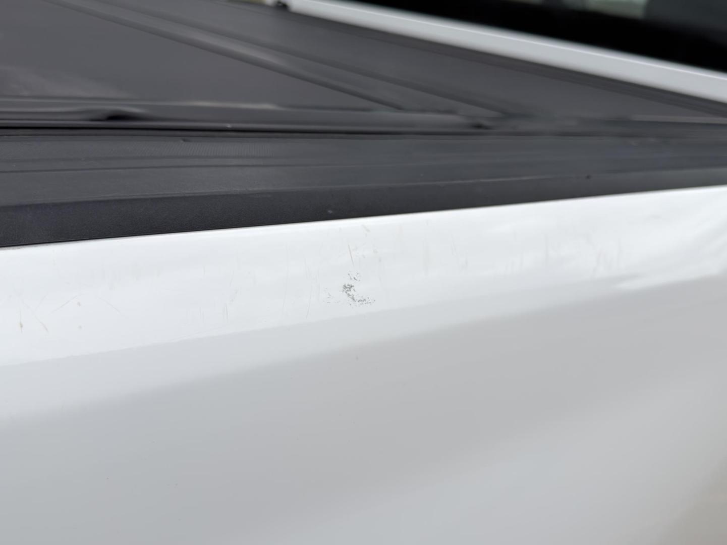 2021 WHITE /Black Chevrolet Silverado 2500HD Work Truck Regular Cab 4WD (1GC3YLE73MF) with an 6.6L V8 engine, Automatic transmission, located at 2990 Old Orchard Rd., Jackson, MO, 63755, 37.354214, -89.612106 - 2021 Chevrolet Silverado 2500HD 1-Owner 188xxx miles 4x4 6.6L V8 Automatic Backup Camera Bluetooth Cruise Power Windows/Locks/Mirrors We have financing available and we accept trades! Fill out a credit application on our website or come by today! If you have any questions, give us a call - Photo#43