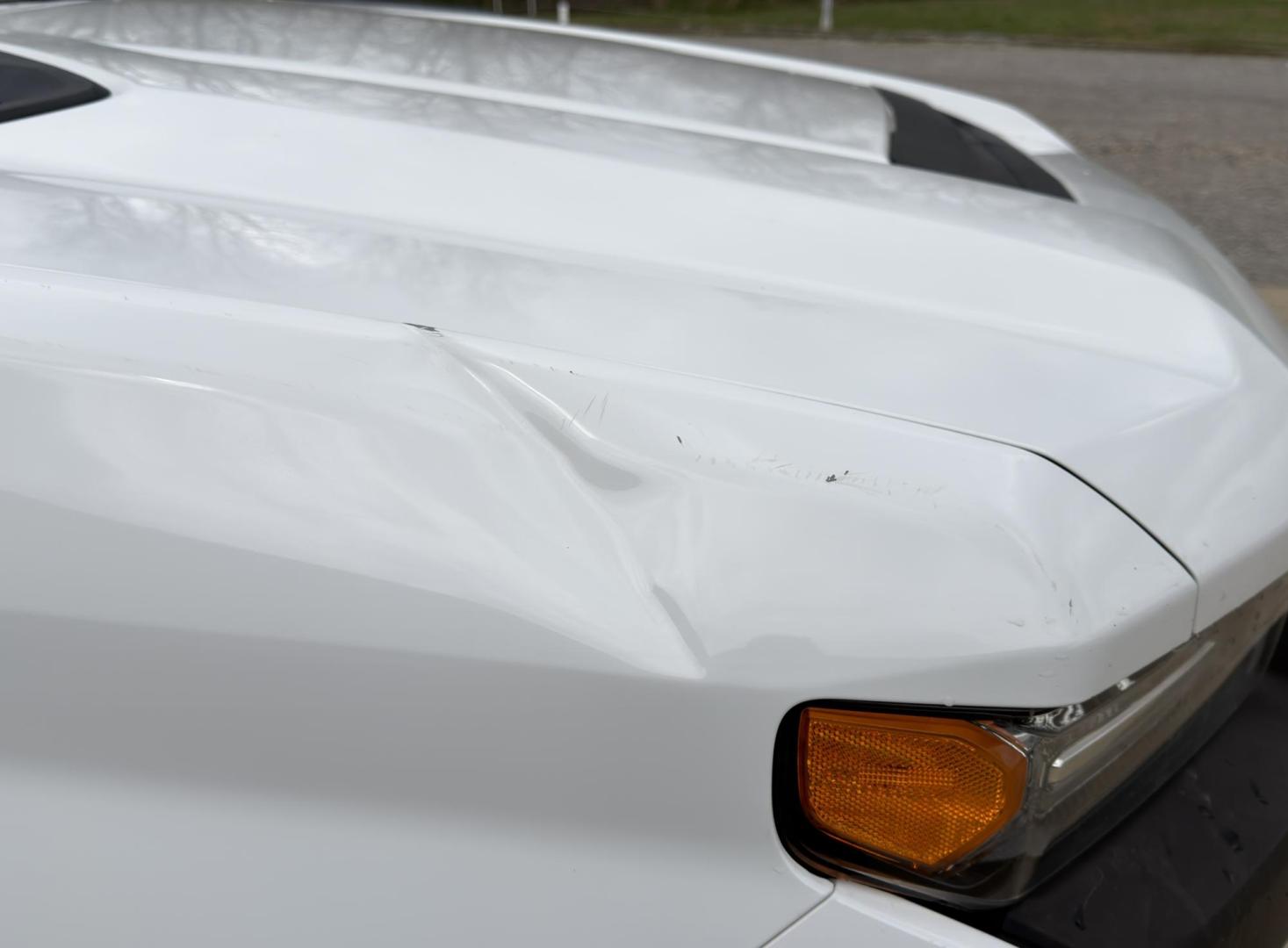 2021 WHITE /Black Chevrolet Silverado 2500HD Work Truck Regular Cab 4WD (1GC3YLE73MF) with an 6.6L V8 engine, Automatic transmission, located at 2990 Old Orchard Rd., Jackson, MO, 63755, 37.354214, -89.612106 - 2021 Chevrolet Silverado 2500HD 1-Owner 188xxx miles 4x4 6.6L V8 Automatic Backup Camera Bluetooth Cruise Power Windows/Locks/Mirrors We have financing available and we accept trades! Fill out a credit application on our website or come by today! If you have any questions, give us a call - Photo#33