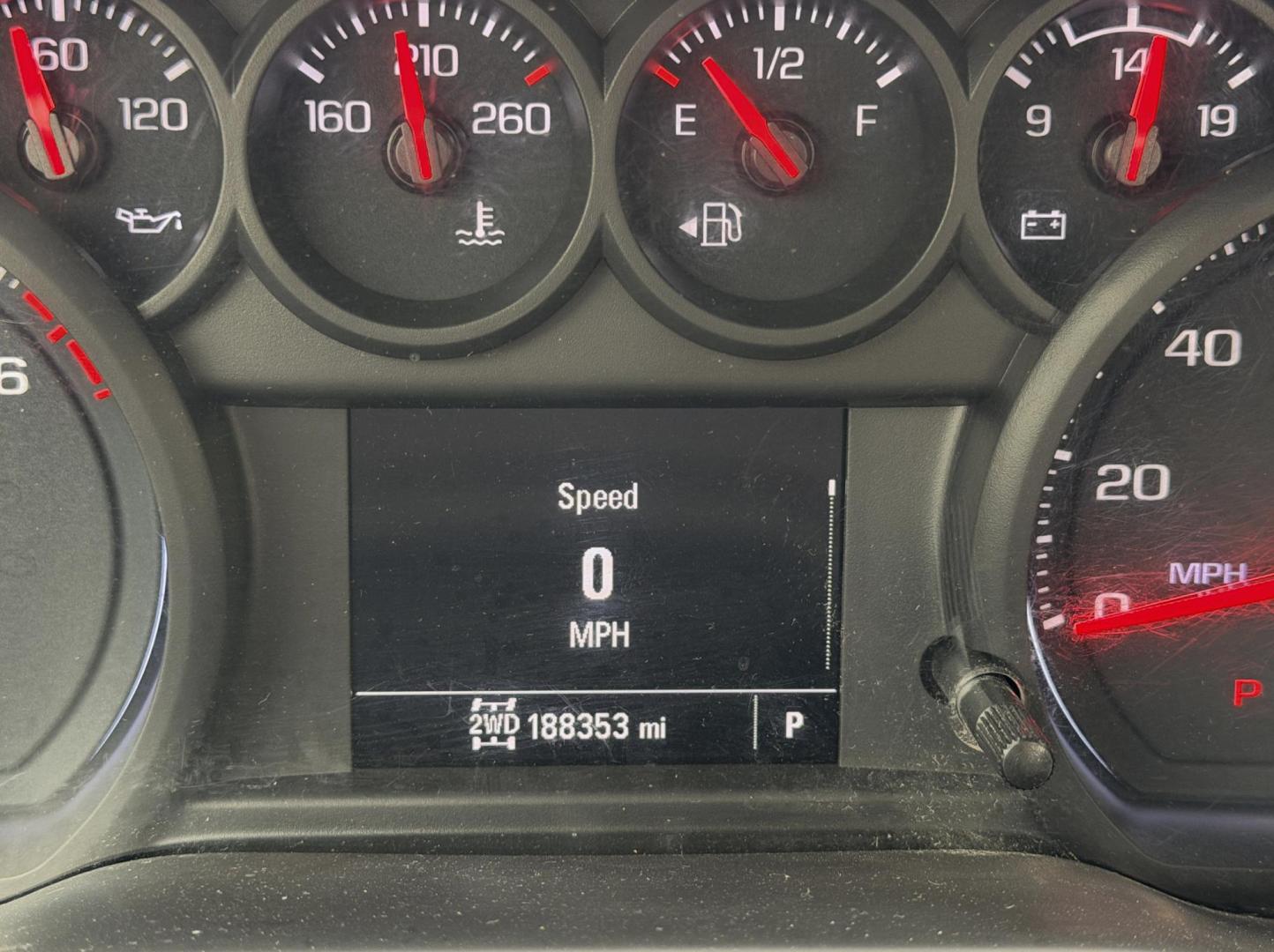 2021 WHITE /Black Chevrolet Silverado 2500HD Work Truck Regular Cab 4WD (1GC3YLE73MF) with an 6.6L V8 engine, Automatic transmission, located at 2990 Old Orchard Rd., Jackson, MO, 63755, 37.354214, -89.612106 - 2021 Chevrolet Silverado 2500HD 1-Owner 188xxx miles 4x4 6.6L V8 Automatic Backup Camera Bluetooth Cruise Power Windows/Locks/Mirrors We have financing available and we accept trades! Fill out a credit application on our website or come by today! If you have any questions, give us a call - Photo#18