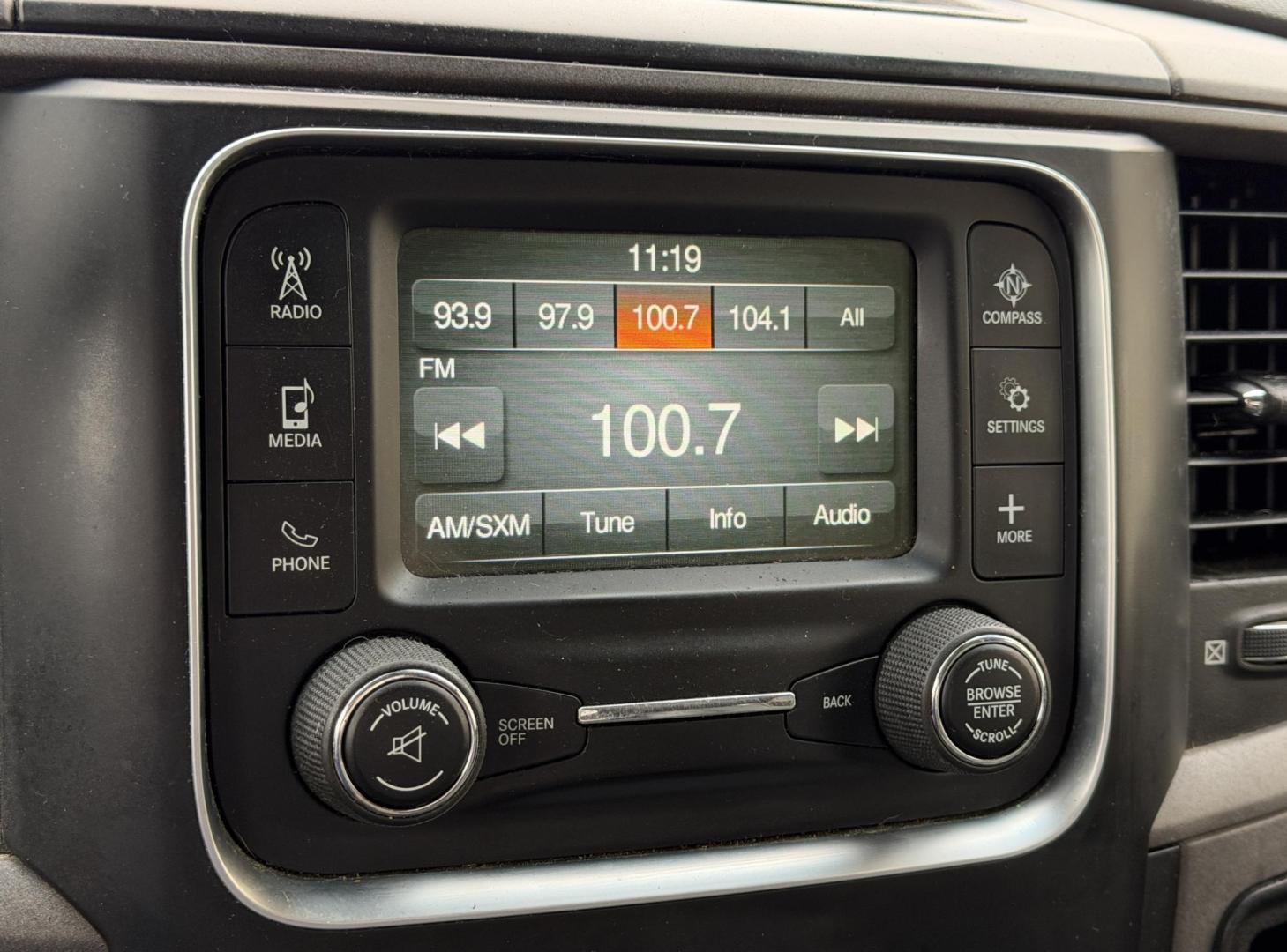 2018 WHITE /Gray RAM 3500 Crew Cab 4WD DRW (3C7WRTCLXJG) with an 6.7L I6 TURBO DIESEL engine, Automatic transmission, located at 2990 Old Orchard Rd., Jackson, MO, 63755, 37.354214, -89.612106 - 2018 Ram 3500 Heavy Duty Chassis 257xxx miles 4x4 6.7L I6 Turbo Diesel Automatic Backup Camera Bluetooth Cruise Power Windows/Locks/Mirrors We have financing available and we accept trades! Fill out a credit application on our website or come by today! If you have any questions, give us a - Photo#24