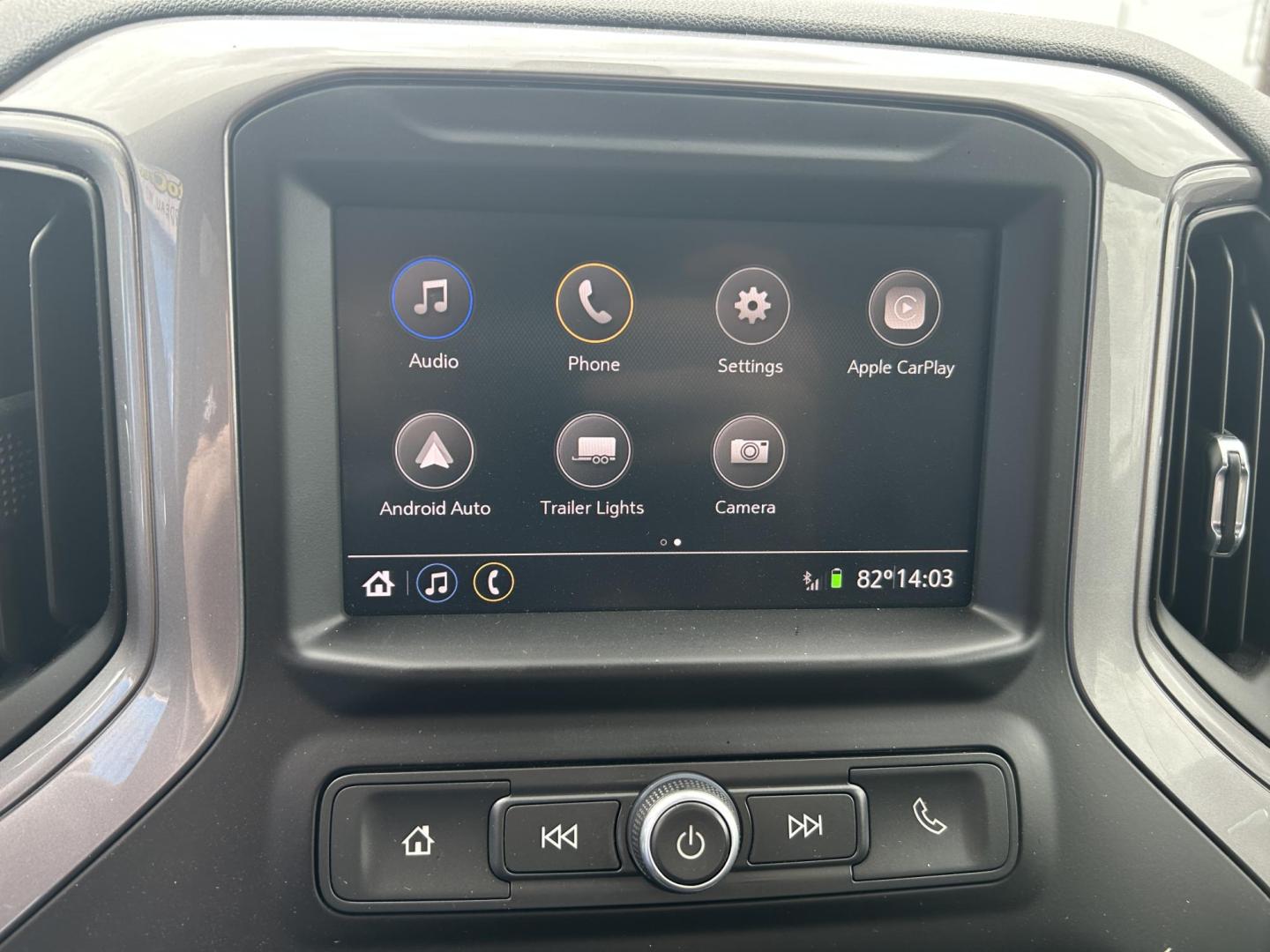 2020 WHITE /Black Chevrolet Silverado 1500 Work Truck Crew Cab Short Box 2WD (3GCPWAEF8LG) with an 5.3L V8 OHV 16V engine, 6A transmission, located at 506 S. Kingshighway, Cape Girardeau, MO, 63703, (573) 235-5000, 37.294991, -89.553635 - 2020 Chevrolet Silverado 1500 140xxx miles 5.3L V8 Automatic Power Driver Seat Backup Camera Bluetooth Cruise Power Windows/Locks/Mirrors We have financing available and we accept trades! Fill out a credit application on our website or come by today! If you have any questions, give us a c - Photo#23