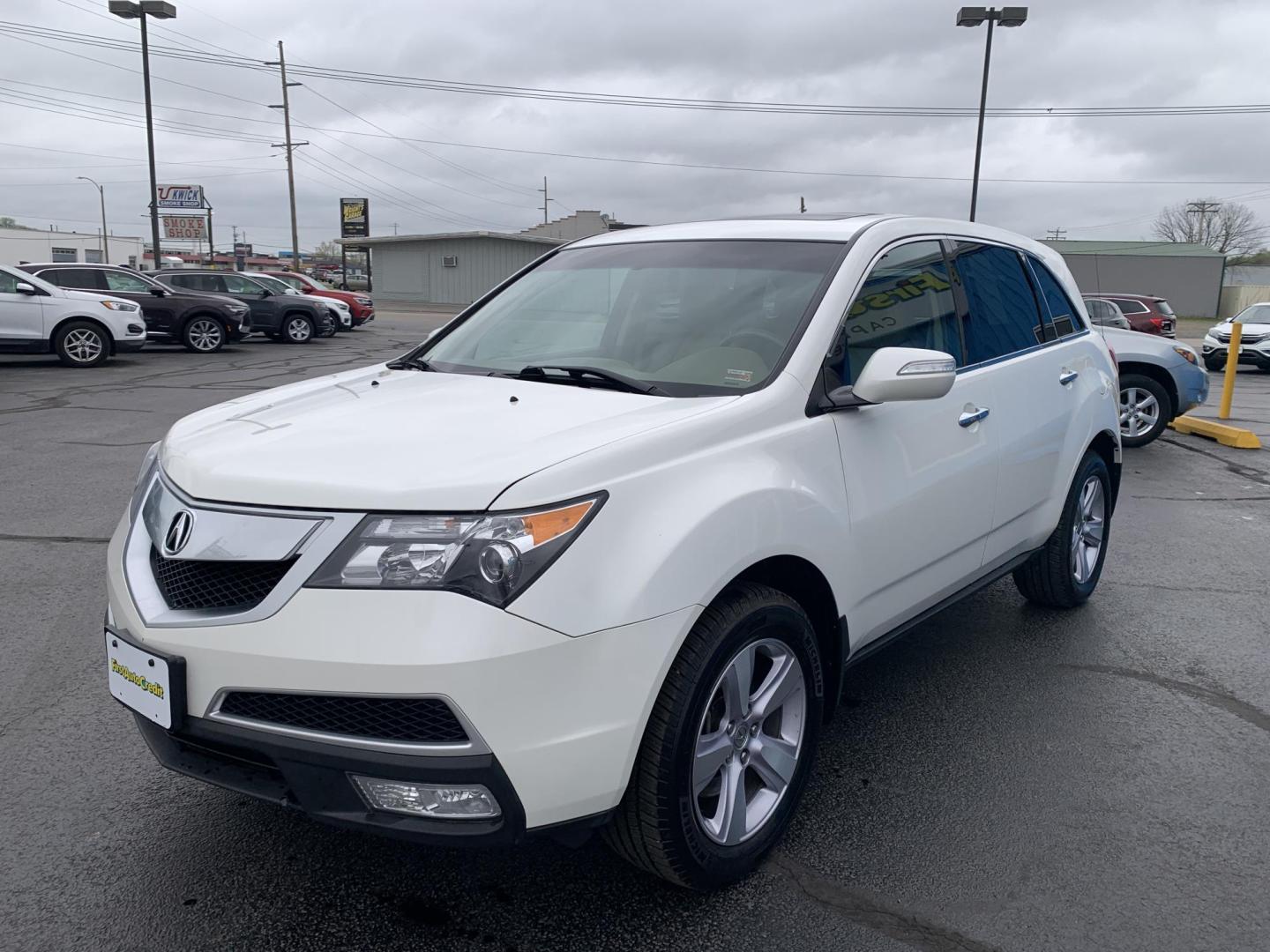 2013 WHITE /TAN Acura MDX SH (2HNYD2H28DH) with an 3.5L V6 SOHC 24V engine, Automatic transmission, located at 506 S. Kingshighway, Cape Girardeau, MO, 63703, (573) 235-5000, 37.294991, -89.553635 - 2013 Acura MDX 87,xxx miles AWD Heated Seats Power Seats Cruise Control Sunroof Backup Camera 3rd. Row We have financing available and we accept trades! Fill out a credit application on our website or come by today! If you have any questions, give us a call at (573) 235-5000 or visit our - Photo#3