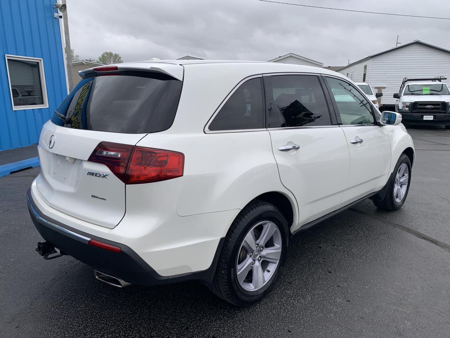 2013 WHITE /TAN Acura MDX SH (2HNYD2H28DH) with an 3.5L V6 SOHC 24V engine, Automatic transmission, located at 506 S. Kingshighway, Cape Girardeau, MO, 63703, (573) 235-5000, 37.294991, -89.553635 - 2013 Acura MDX 87,xxx miles AWD Heated Seats Power Seats Cruise Control Sunroof Backup Camera 3rd. Row We have financing available and we accept trades! Fill out a credit application on our website or come by today! If you have any questions, give us a call at (573) 235-5000 or visit our - Photo#8