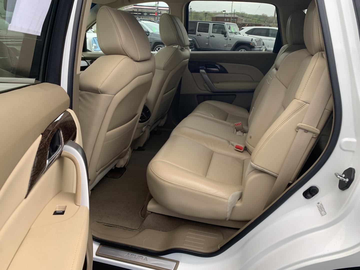 2013 WHITE /TAN Acura MDX SH (2HNYD2H28DH) with an 3.5L V6 SOHC 24V engine, Automatic transmission, located at 506 S. Kingshighway, Cape Girardeau, MO, 63703, (573) 235-5000, 37.294991, -89.553635 - 2013 Acura MDX 87,xxx miles AWD Heated Seats Power Seats Cruise Control Sunroof Backup Camera 3rd. Row We have financing available and we accept trades! Fill out a credit application on our website or come by today! If you have any questions, give us a call at (573) 235-5000 or visit our - Photo#18