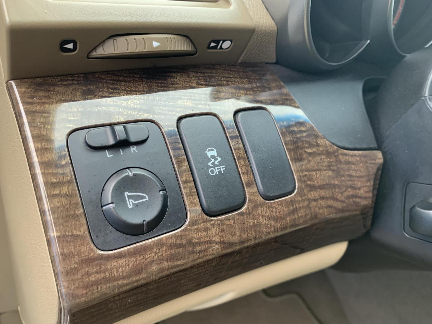 2013 WHITE /TAN Acura MDX SH (2HNYD2H28DH) with an 3.5L V6 SOHC 24V engine, Automatic transmission, located at 506 S. Kingshighway, Cape Girardeau, MO, 63703, (573) 235-5000, 37.294991, -89.553635 - 2013 Acura MDX 87,xxx miles AWD Heated Seats Power Seats Cruise Control Sunroof Backup Camera 3rd. Row We have financing available and we accept trades! Fill out a credit application on our website or come by today! If you have any questions, give us a call at (573) 235-5000 or visit our - Photo#25