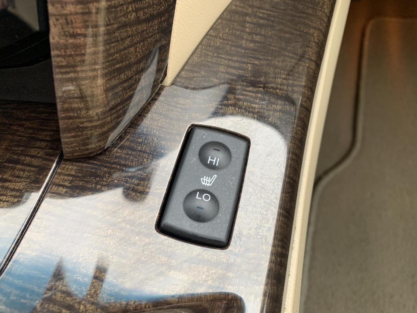 2013 WHITE /TAN Acura MDX SH (2HNYD2H28DH) with an 3.5L V6 SOHC 24V engine, Automatic transmission, located at 506 S. Kingshighway, Cape Girardeau, MO, 63703, (573) 235-5000, 37.294991, -89.553635 - 2013 Acura MDX 87,xxx miles AWD Heated Seats Power Seats Cruise Control Sunroof Backup Camera 3rd. Row We have financing available and we accept trades! Fill out a credit application on our website or come by today! If you have any questions, give us a call at (573) 235-5000 or visit our - Photo#35