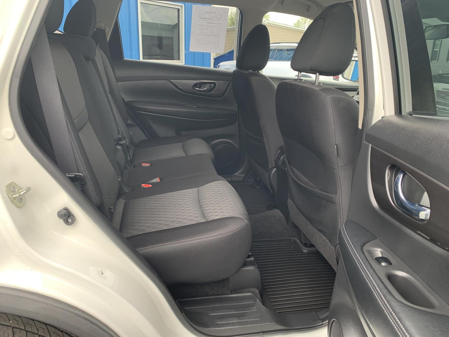 2020 WHITE /BLACK Nissan Rogue S AWD (JN8AT2MV5LW) with an 2.5L L4 DOHC 16V engine, Automatic transmission, located at 506 S. Kingshighway, Cape Girardeau, MO, 63703, (573) 235-5000, 37.294991, -89.553635 - 2020 Nissan Rogue S AWD One Owner 88,xxx miles AWD Cruise Power windows/locks/mirrors Heated Seats Heated Steering Wheel Bluetooth Backup Cam We have financing available and we accept trades! Fill out a credit application on our website or come by today! If you have any questions, give - Photo#14