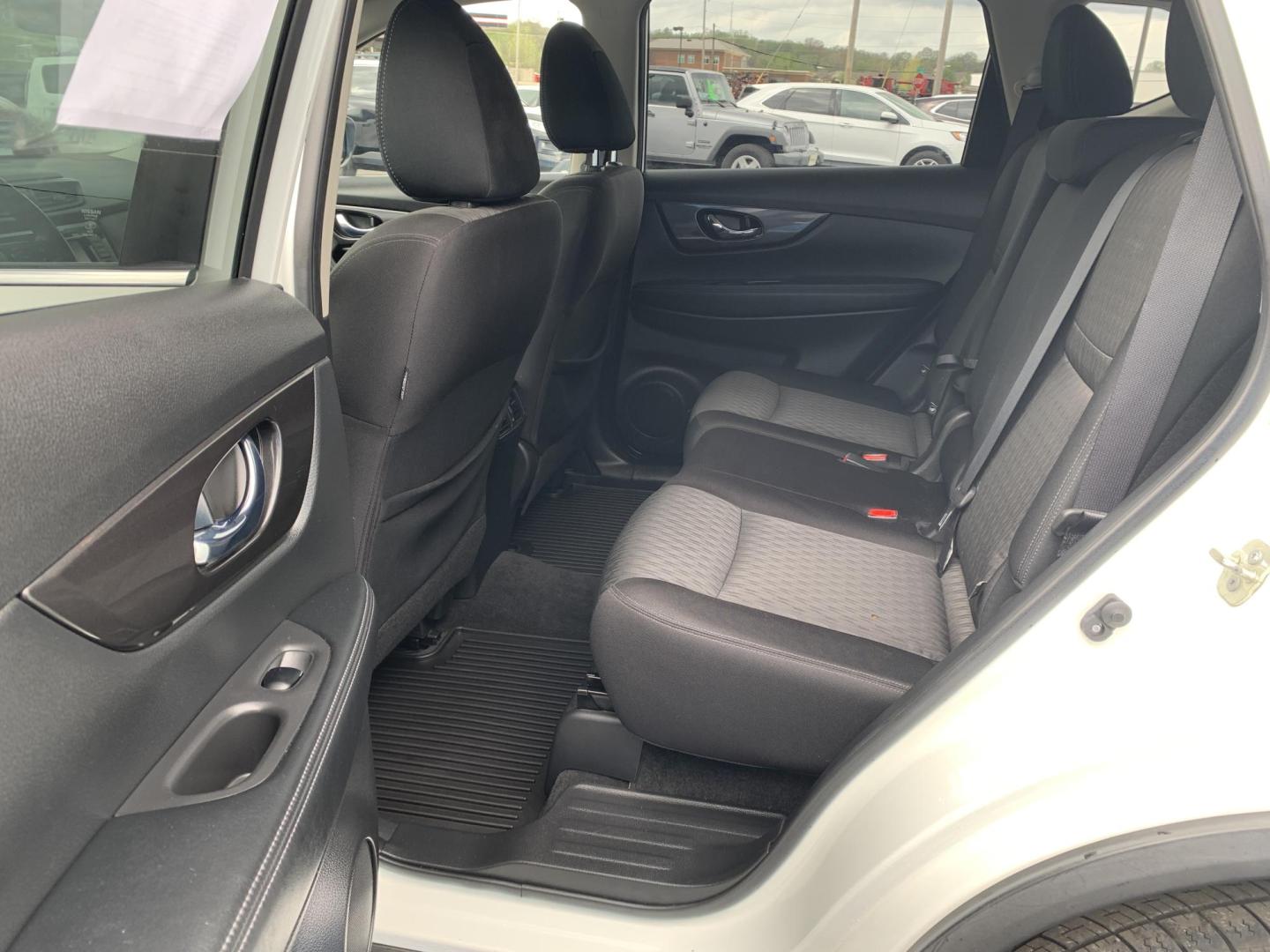 2020 WHITE /BLACK Nissan Rogue S AWD (JN8AT2MV5LW) with an 2.5L L4 DOHC 16V engine, Automatic transmission, located at 506 S. Kingshighway, Cape Girardeau, MO, 63703, (573) 235-5000, 37.294991, -89.553635 - 2020 Nissan Rogue S AWD One Owner 88,xxx miles AWD Cruise Power windows/locks/mirrors Heated Seats Heated Steering Wheel Bluetooth Backup Cam We have financing available and we accept trades! Fill out a credit application on our website or come by today! If you have any questions, give - Photo#16