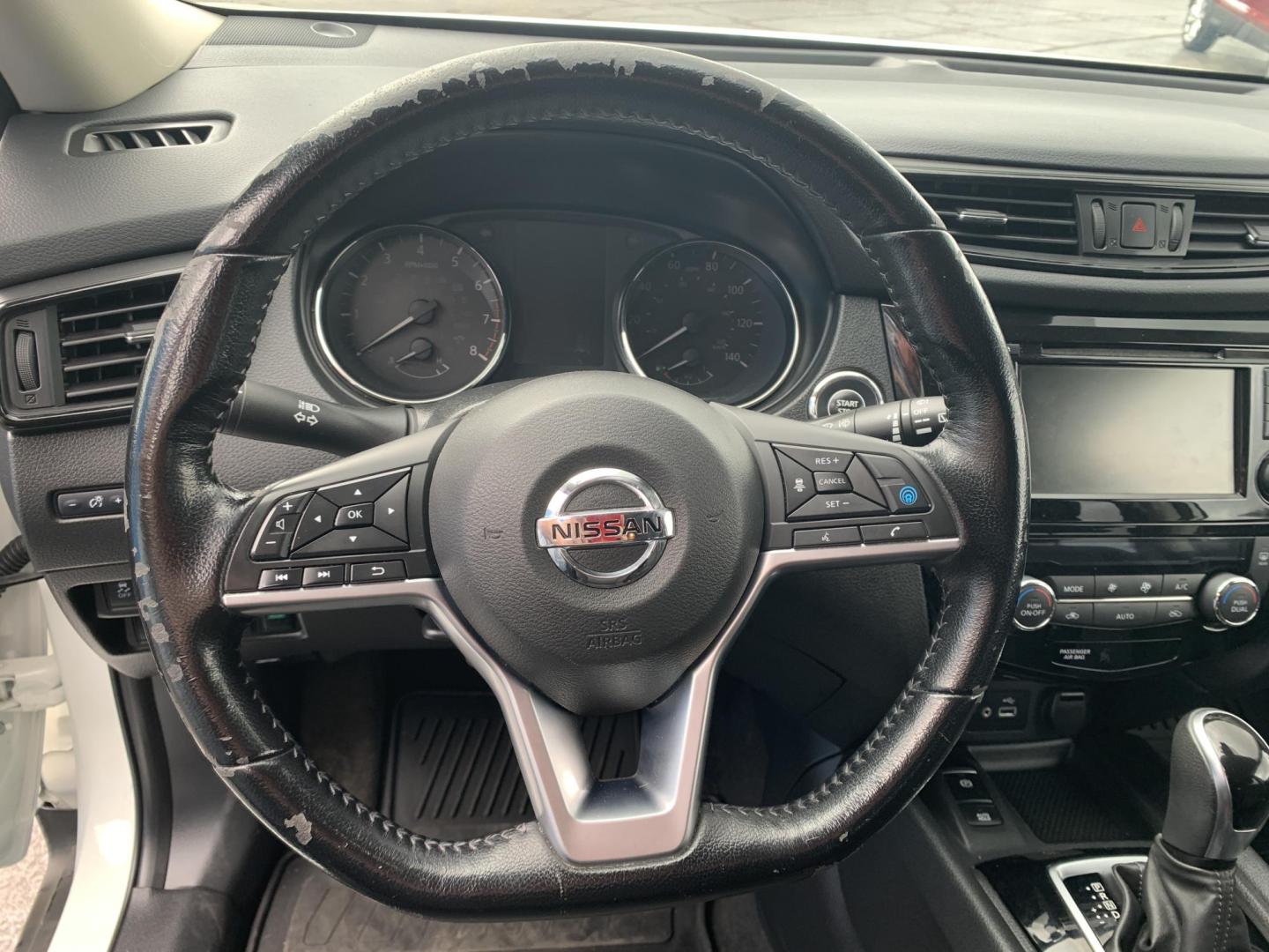 2020 WHITE /BLACK Nissan Rogue S AWD (JN8AT2MV5LW) with an 2.5L L4 DOHC 16V engine, Automatic transmission, located at 506 S. Kingshighway, Cape Girardeau, MO, 63703, (573) 235-5000, 37.294991, -89.553635 - 2020 Nissan Rogue S AWD One Owner 88,xxx miles AWD Cruise Power windows/locks/mirrors Heated Seats Heated Steering Wheel Bluetooth Backup Cam We have financing available and we accept trades! Fill out a credit application on our website or come by today! If you have any questions, give - Photo#26