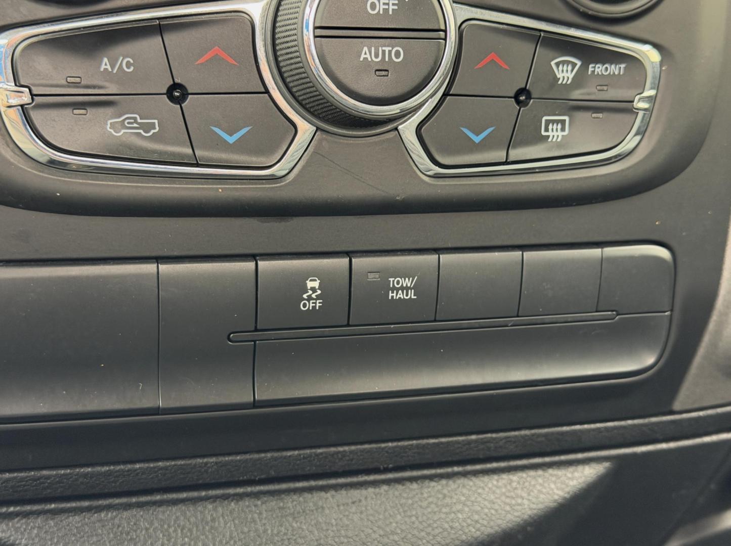 2019 WHITE /Gray RAM 1500 Express Quad Cab 4WD (1C6RR7FT7KS) with an 5.7L V8 HEMI engine, Automatic transmission, located at 2990 Old Orchard Rd., Jackson, MO, 63755, 37.354214, -89.612106 - 2019 Ram 1500 Classic Express 47xxx miles 4x4 5.7L V8 HEMI Automatic Backup Camera Bluetooth Cruise Power Windows/Locks/Mirrors We have financing available and we accept trades! Fill out a credit application on our website or come by today! If you have any questions, give us a call at (573 - Photo#26