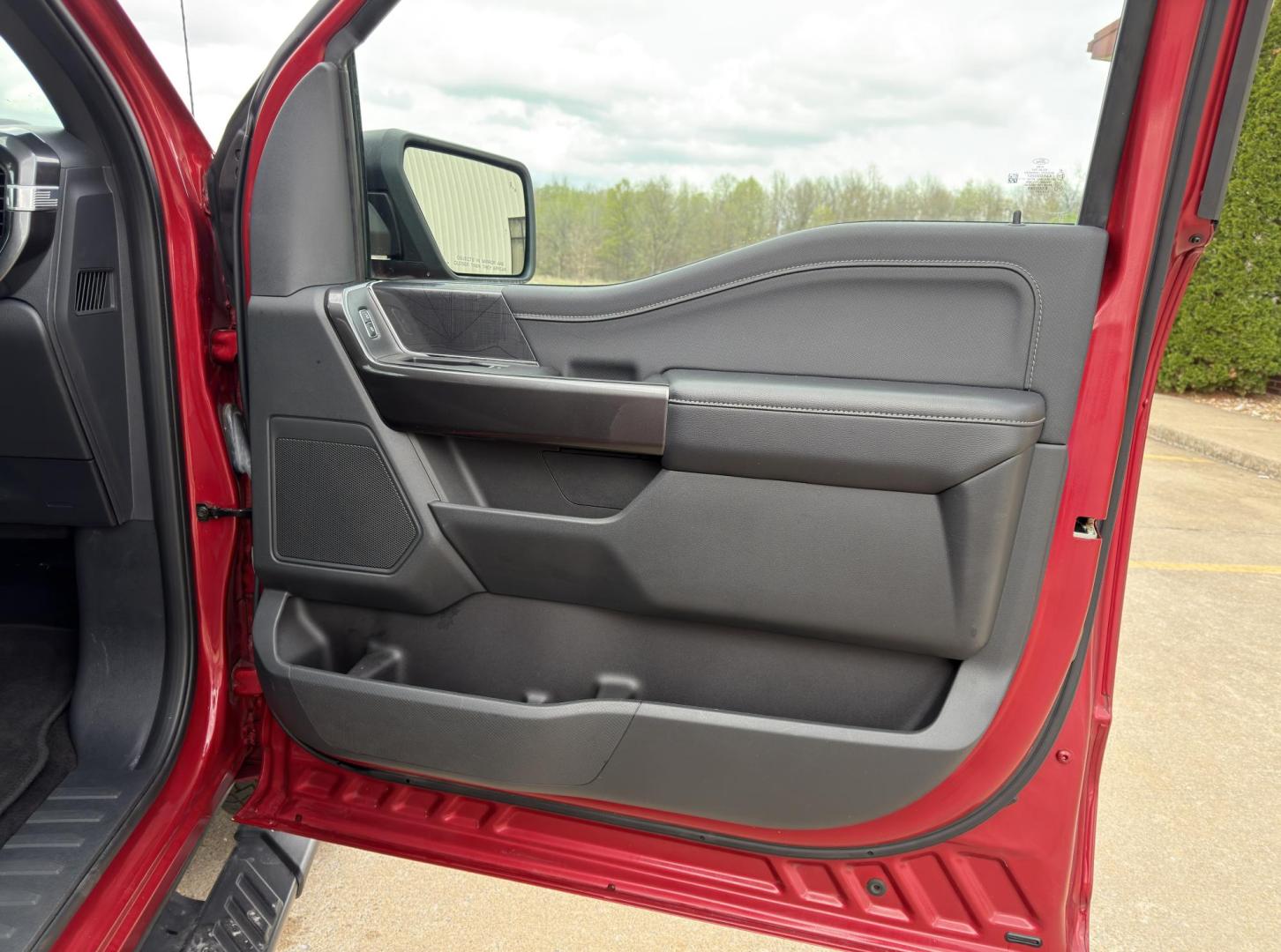 2021 RED /Black Ford F-150 XLT SuperCrew 5.5-ft. Bed 4WD (1FTFW1E83MK) with an 3.5L V6 engine, Automatic transmission, located at 2990 Old Orchard Rd., Jackson, MO, 63755, 37.354214, -89.612106 - 2021 Ford F-150 XLT 1-Owner 148xxx miles 4x4 3.5L V6 Automatic Navigation Backup Camera Power/Heated Seats Bluetooth Remote Start Cruise Power Windows/Locks/Mirrors We have financing available and we accept trades! Fill out a credit application on our website or come by today! If you h - Photo#18