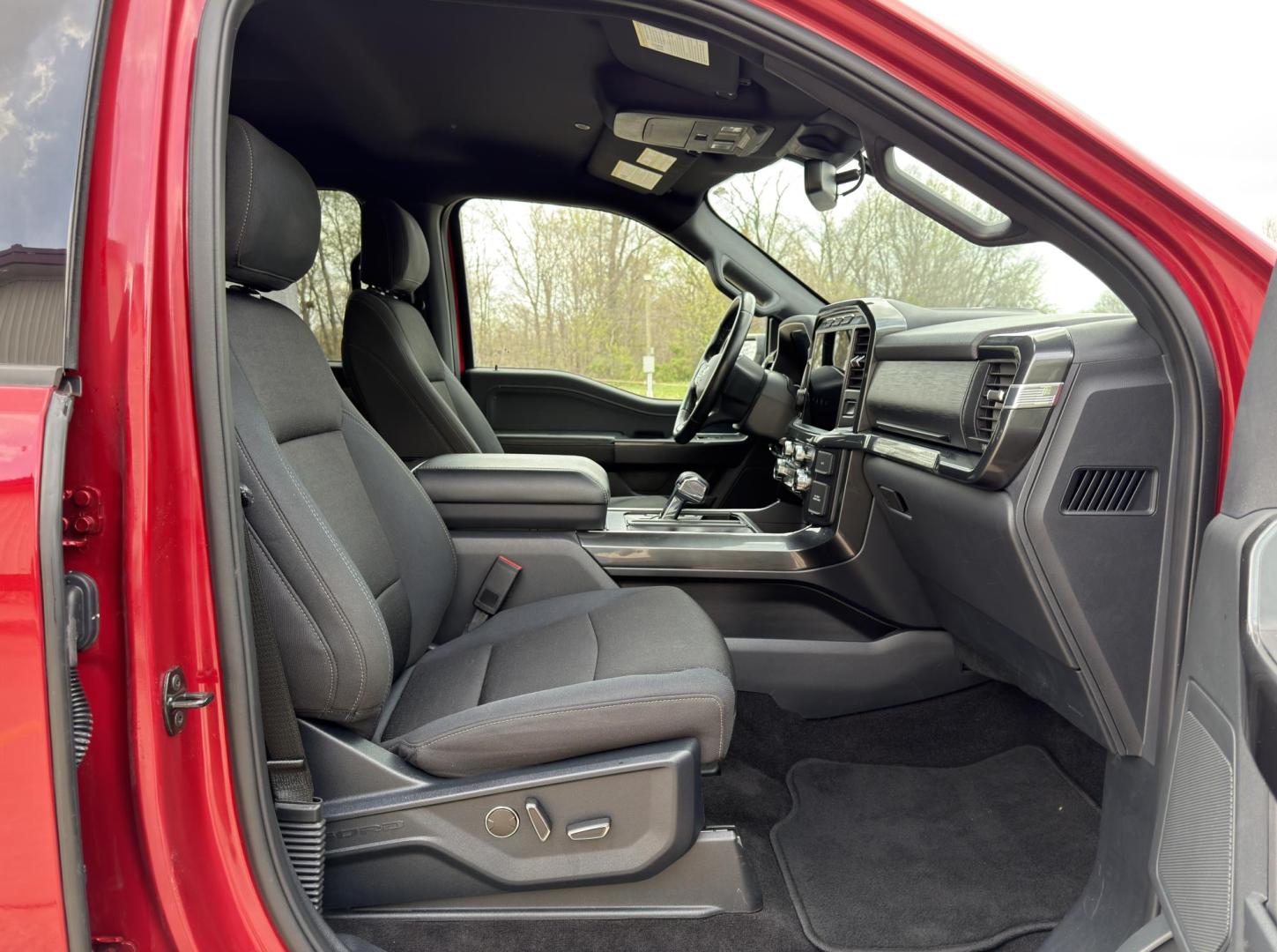 2021 RED /Black Ford F-150 XLT SuperCrew 5.5-ft. Bed 4WD (1FTFW1E83MK) with an 3.5L V6 engine, Automatic transmission, located at 2990 Old Orchard Rd., Jackson, MO, 63755, 37.354214, -89.612106 - 2021 Ford F-150 XLT 1-Owner 148xxx miles 4x4 3.5L V6 Automatic Navigation Backup Camera Power/Heated Seats Bluetooth Remote Start Cruise Power Windows/Locks/Mirrors We have financing available and we accept trades! Fill out a credit application on our website or come by today! If you h - Photo#19