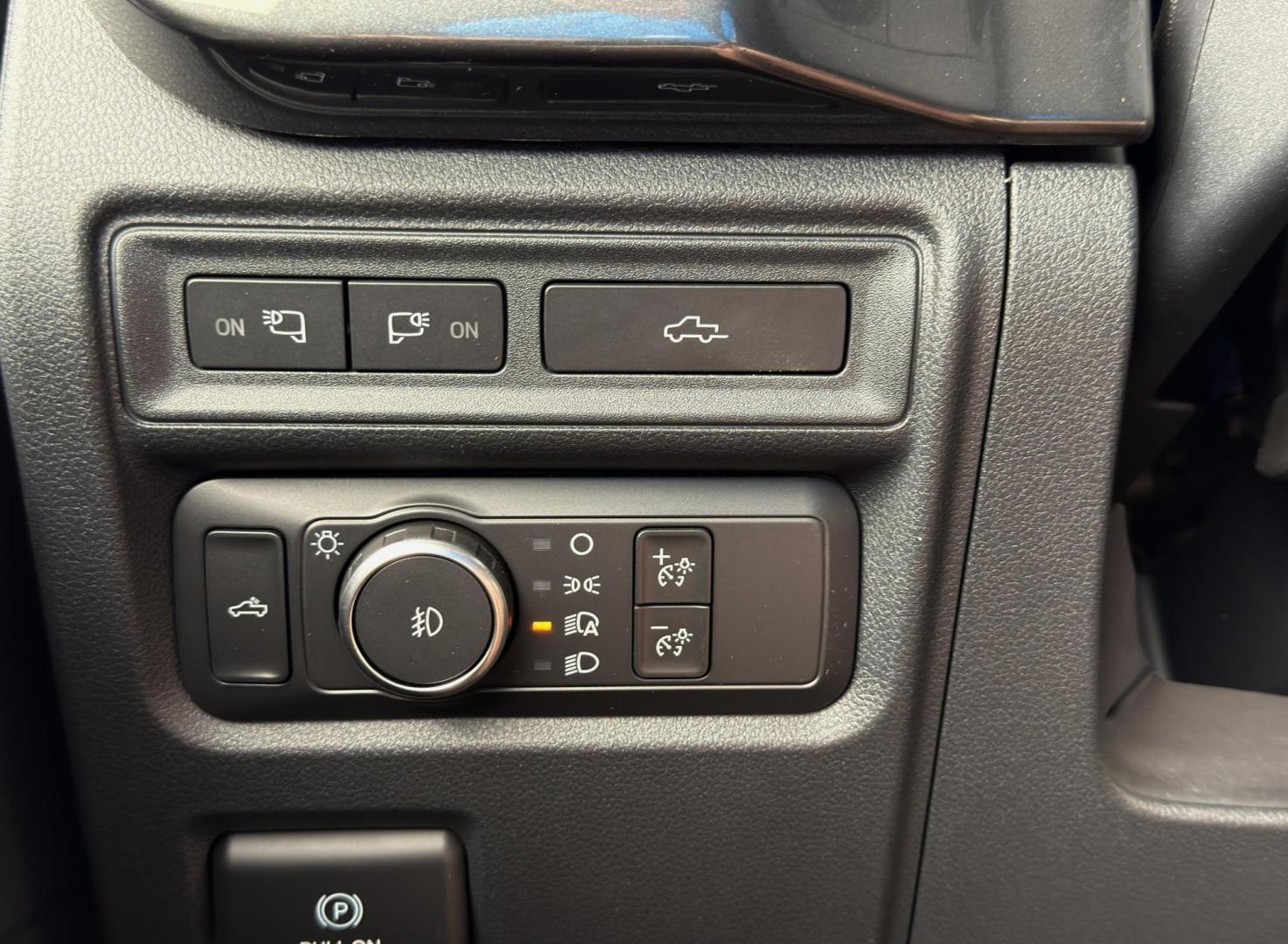 2021 RED /Black Ford F-150 XLT SuperCrew 5.5-ft. Bed 4WD (1FTFW1E83MK) with an 3.5L V6 engine, Automatic transmission, located at 2990 Old Orchard Rd., Jackson, MO, 63755, 37.354214, -89.612106 - 2021 Ford F-150 XLT 1-Owner 148xxx miles 4x4 3.5L V6 Automatic Navigation Backup Camera Power/Heated Seats Bluetooth Remote Start Cruise Power Windows/Locks/Mirrors We have financing available and we accept trades! Fill out a credit application on our website or come by today! If you h - Photo#34