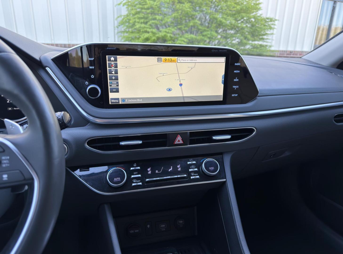 2020 WHITE /Tan Hyundai Sonata Limited (5NPEH4J2XLH) with an 1.6L 4 Cyl. TURBO engine, Automatic transmission, located at 2990 Old Orchard Rd., Jackson, MO, 63755, 37.354214, -89.612106 - 2020 Hyundai Sonata Limited 1-Owner 48xxx miles Front Wheel Drive 1.6L 4 Cyl. Automatic Leather Navigation Power/Heated/Cooled Seats Backup Camera Sunroof Bluetooth Heads Up Display Remote Start Cruise Power Windows/Locks/Mirrors We have financing available and we accept trades! Fill - Photo#31