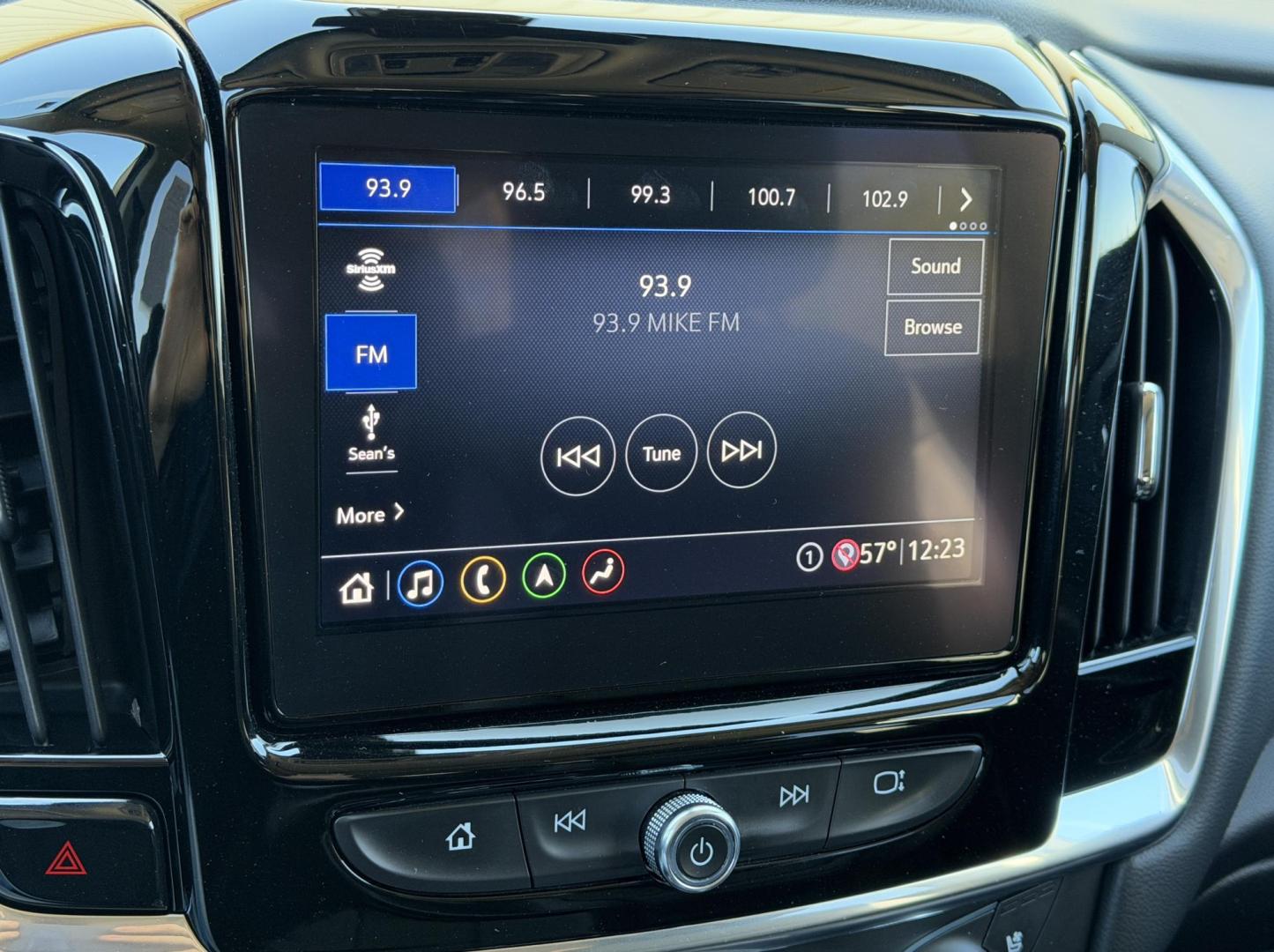 2021 BLACK /Black Chevrolet Traverse Premier AWD (1GNEVKKW2MJ) with an 3.6L V6 engine, Automatic transmission, located at 2990 Old Orchard Rd., Jackson, MO, 63755, 37.354214, -89.612106 - 2021 Chevrolet Traverse Premier 1-Owner 102xxx miles All Wheel Drive 3.6L V6 Automatic Leather 3rd Row Navigation Backup Camera Power/Heated/Cooled Seats Heated Rear Seats Heated Steering Wheel Sunroof Bluetooth Remote Start Cruise Power Windows/Locks/Mirrors We have financing avai - Photo#32