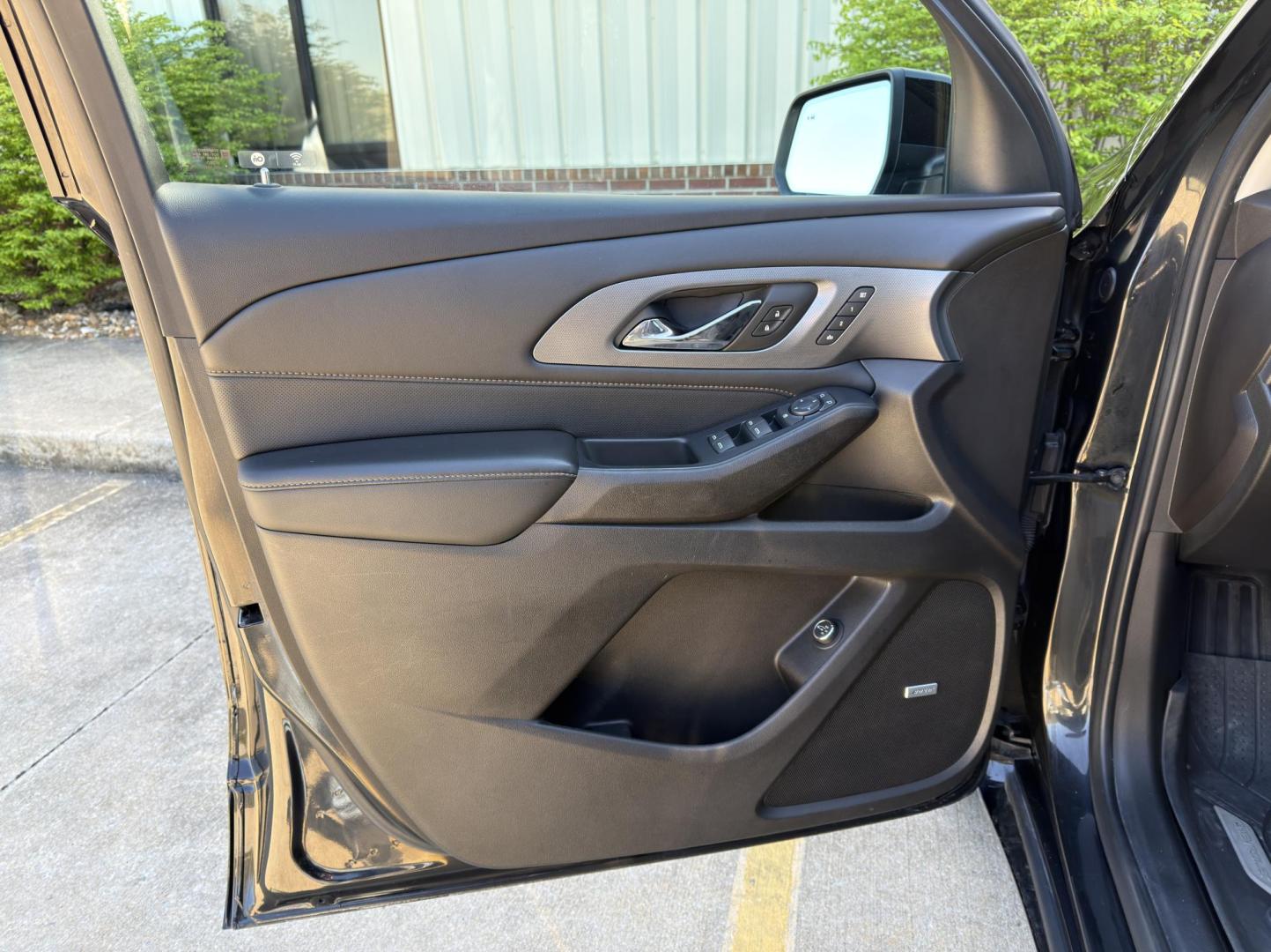 2021 BLACK /Black Chevrolet Traverse Premier AWD (1GNEVKKW2MJ) with an 3.6L V6 engine, Automatic transmission, located at 2990 Old Orchard Rd., Jackson, MO, 63755, 37.354214, -89.612106 - 2021 Chevrolet Traverse Premier 1-Owner 102xxx miles All Wheel Drive 3.6L V6 Automatic Leather 3rd Row Navigation Backup Camera Power/Heated/Cooled Seats Heated Rear Seats Heated Steering Wheel Sunroof Bluetooth Remote Start Cruise Power Windows/Locks/Mirrors We have financing avai - Photo#16