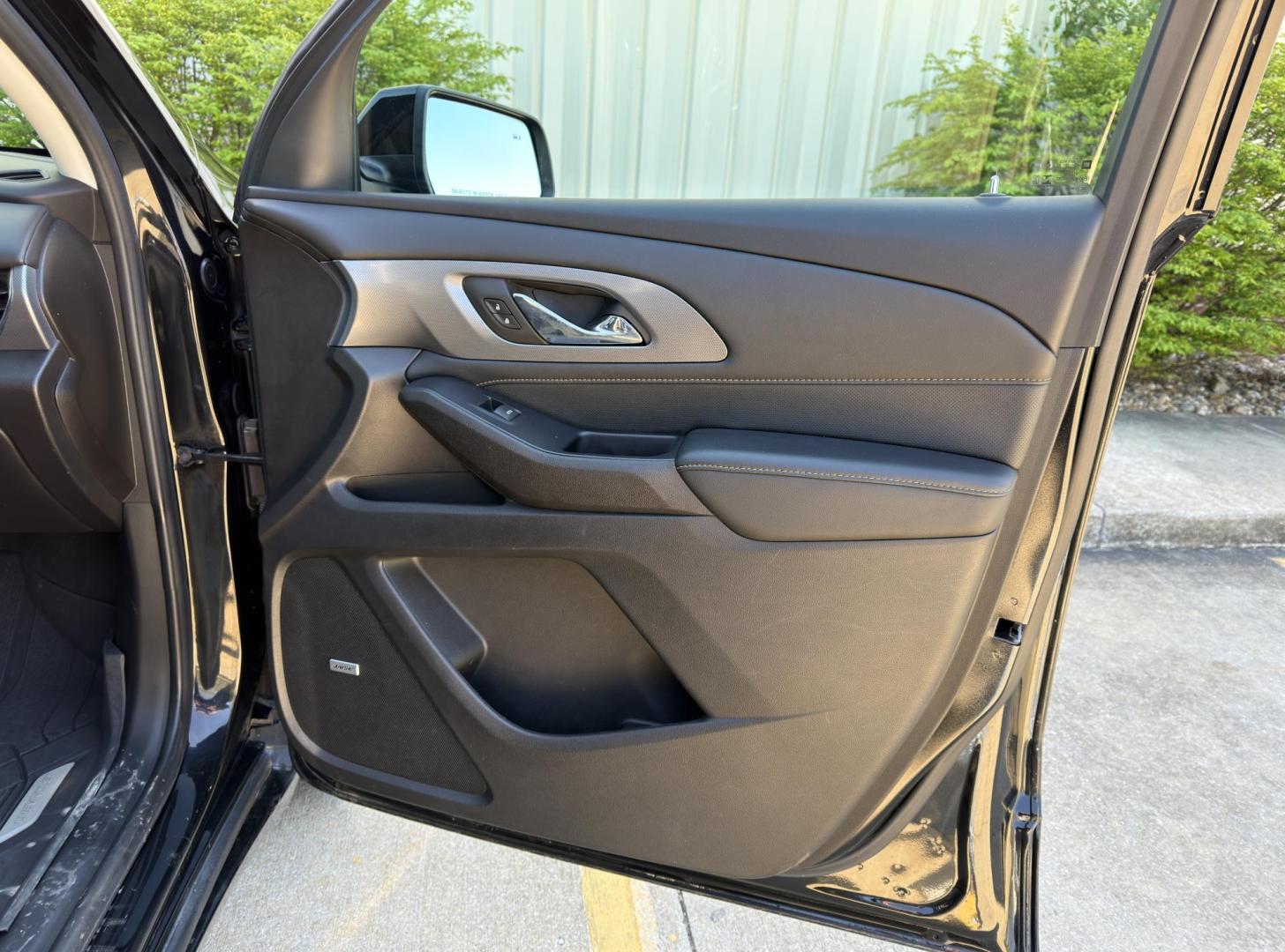 2021 BLACK /Black Chevrolet Traverse Premier AWD (1GNEVKKW2MJ) with an 3.6L V6 engine, Automatic transmission, located at 2990 Old Orchard Rd., Jackson, MO, 63755, 37.354214, -89.612106 - 2021 Chevrolet Traverse Premier 1-Owner 102xxx miles All Wheel Drive 3.6L V6 Automatic Leather 3rd Row Navigation Backup Camera Power/Heated/Cooled Seats Heated Rear Seats Heated Steering Wheel Sunroof Bluetooth Remote Start Cruise Power Windows/Locks/Mirrors We have financing avai - Photo#18