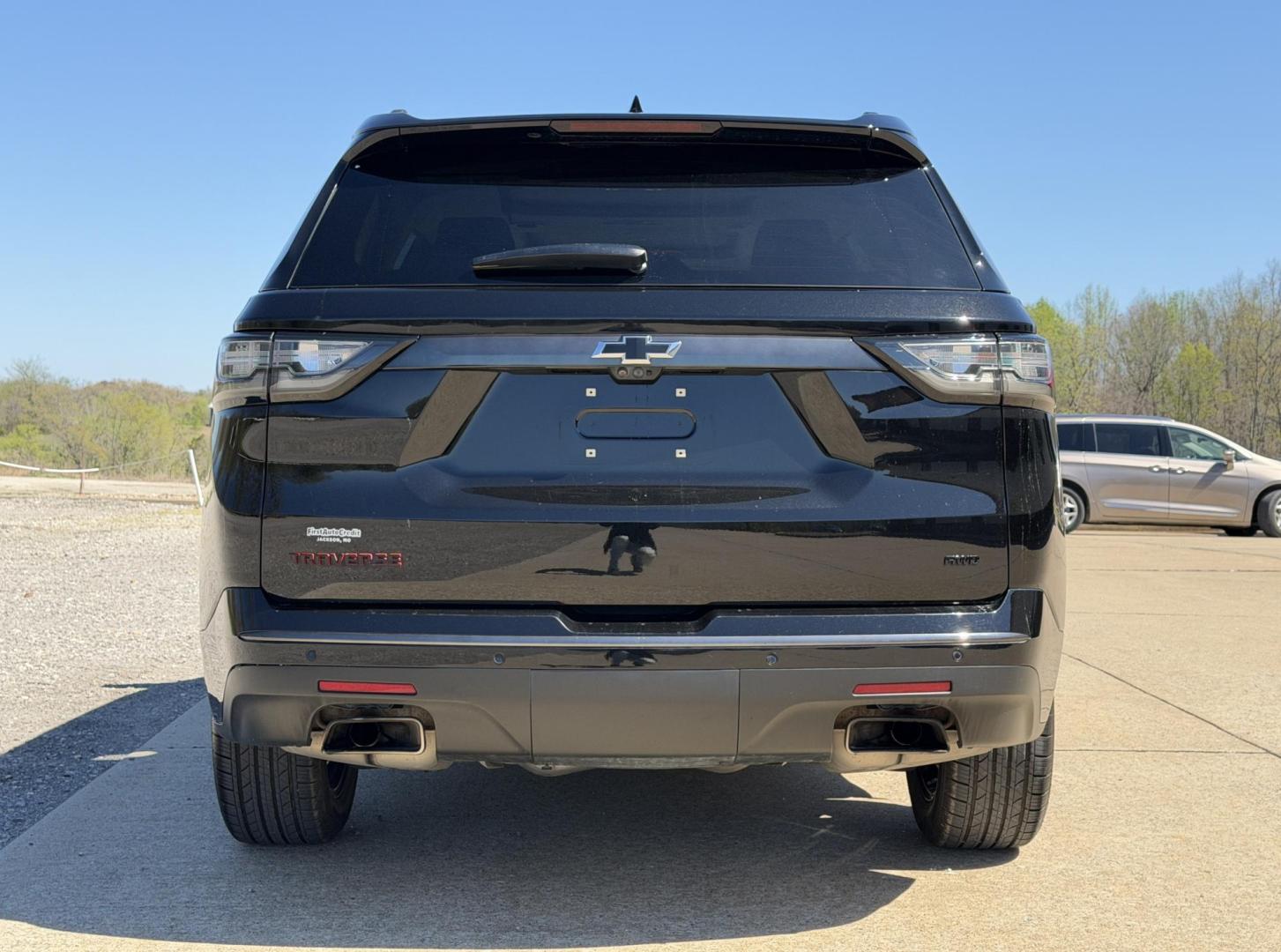 2021 BLACK /Black Chevrolet Traverse Premier AWD (1GNEVKKW2MJ) with an 3.6L V6 engine, Automatic transmission, located at 2990 Old Orchard Rd., Jackson, MO, 63755, 37.354214, -89.612106 - 2021 Chevrolet Traverse Premier 1-Owner 102xxx miles All Wheel Drive 3.6L V6 Automatic Leather 3rd Row Navigation Backup Camera Power/Heated/Cooled Seats Heated Rear Seats Heated Steering Wheel Sunroof Bluetooth Remote Start Cruise Power Windows/Locks/Mirrors We have financing avai - Photo#14