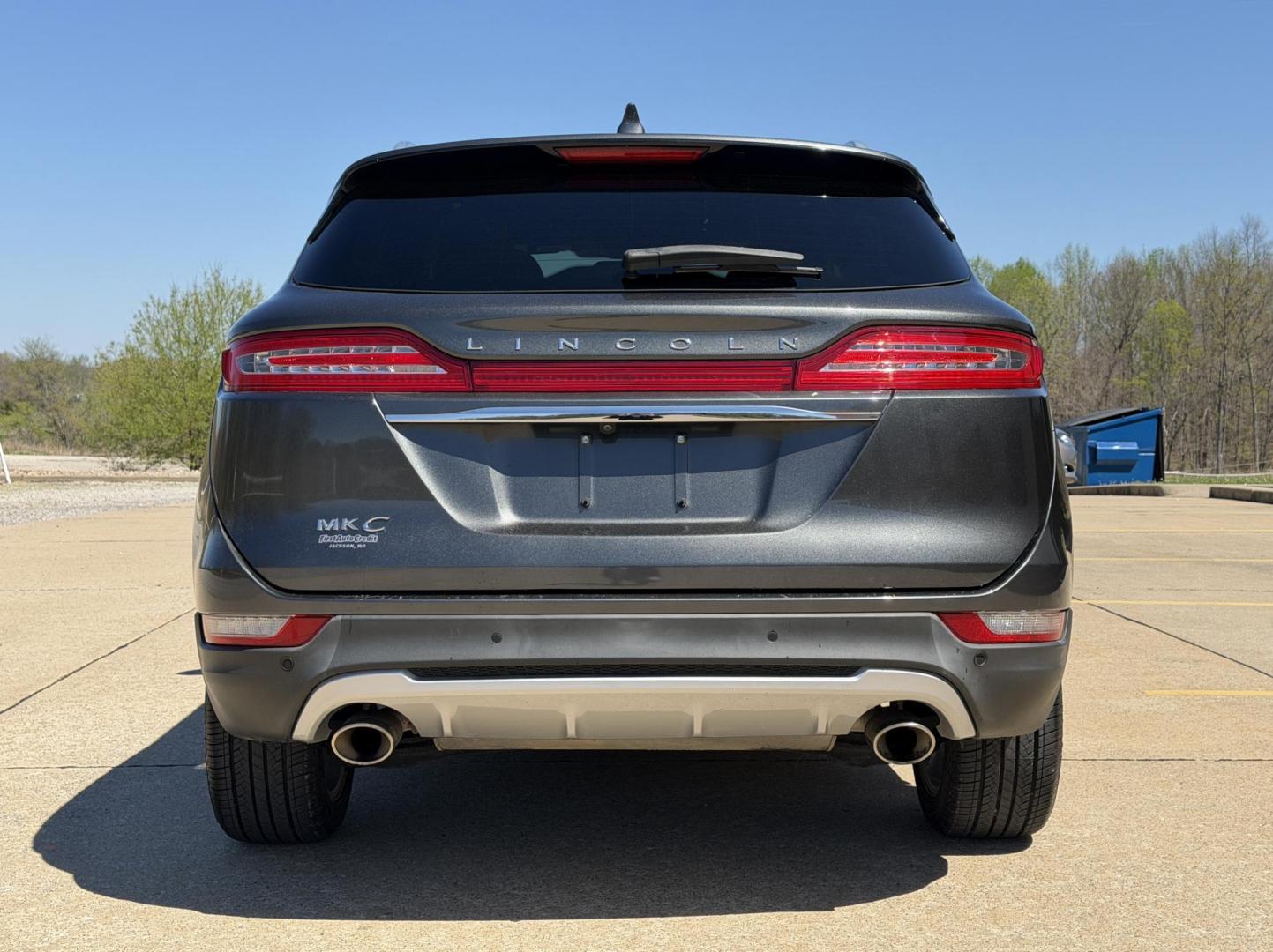 2019 GRAY /Black Lincoln MKC Premiere FWD (5LMCJ1C96KU) with an 2.0L 4 Cyl. engine, Automatic transmission, located at 2990 Old Orchard Rd., Jackson, MO, 63755, 37.354214, -89.612106 - 2019 Lincoln MKC Premiere 53xxx miles Front Wheel Drive 2.0L 4 Cyl. Automatic Leather Backup Camera Power/Heated Seats Bluetooth Remote Start Cruise Power Windows/Locks/Mirrors We have financing available and we accept trades! Fill out a credit application on our website or come by today - Photo#11