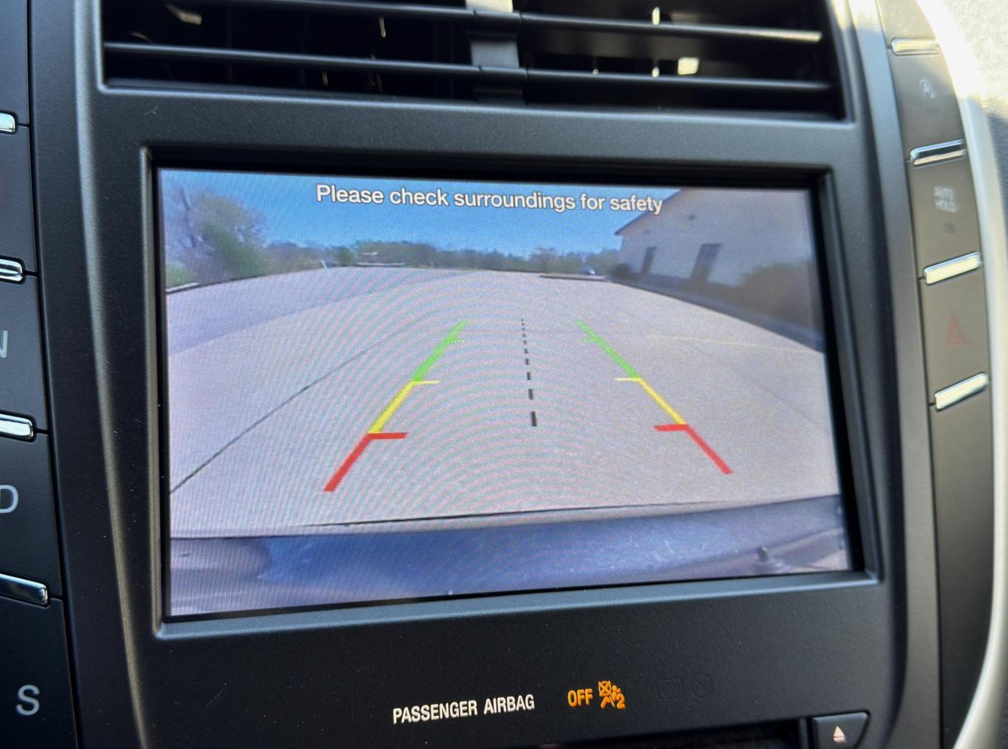 2019 GRAY /Black Lincoln MKC Premiere FWD (5LMCJ1C96KU) with an 2.0L 4 Cyl. engine, Automatic transmission, located at 2990 Old Orchard Rd., Jackson, MO, 63755, 37.354214, -89.612106 - 2019 Lincoln MKC Premiere 53xxx miles Front Wheel Drive 2.0L 4 Cyl. Automatic Leather Backup Camera Power/Heated Seats Bluetooth Remote Start Cruise Power Windows/Locks/Mirrors We have financing available and we accept trades! Fill out a credit application on our website or come by today - Photo#2