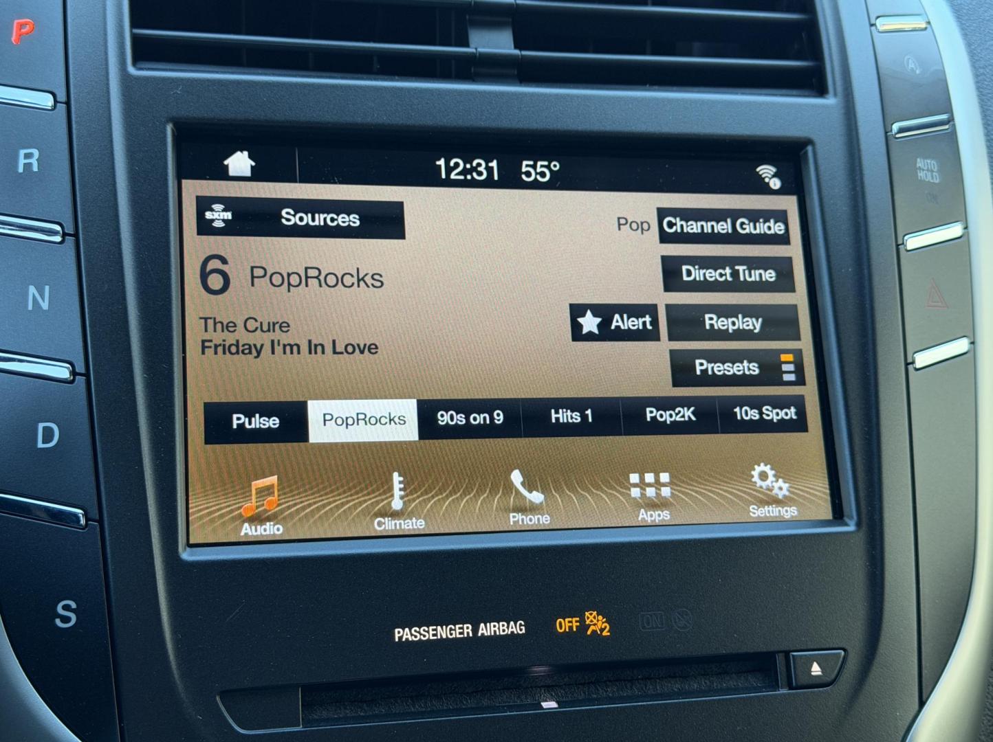 2019 GRAY /Black Lincoln MKC Premiere FWD (5LMCJ1C96KU) with an 2.0L 4 Cyl. engine, Automatic transmission, located at 2990 Old Orchard Rd., Jackson, MO, 63755, 37.354214, -89.612106 - 2019 Lincoln MKC Premiere 53xxx miles Front Wheel Drive 2.0L 4 Cyl. Automatic Leather Backup Camera Power/Heated Seats Bluetooth Remote Start Cruise Power Windows/Locks/Mirrors We have financing available and we accept trades! Fill out a credit application on our website or come by today - Photo#27